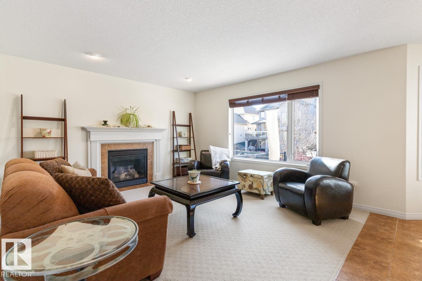 12433 17a Av Sw, Edmonton, Alberta  T6W 1T8 - Photo 2 - E4483783