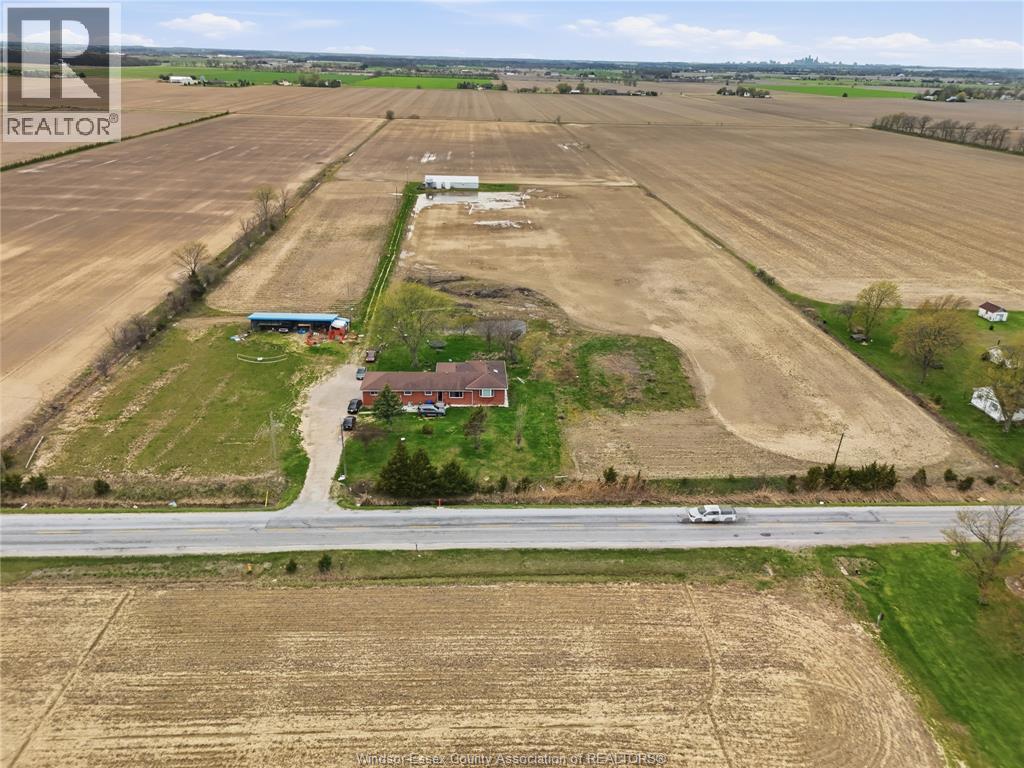 1007 Lakeshore Rd 105, Maidstone, Ontario  N0R 1K0 - Photo 2 - 26009097