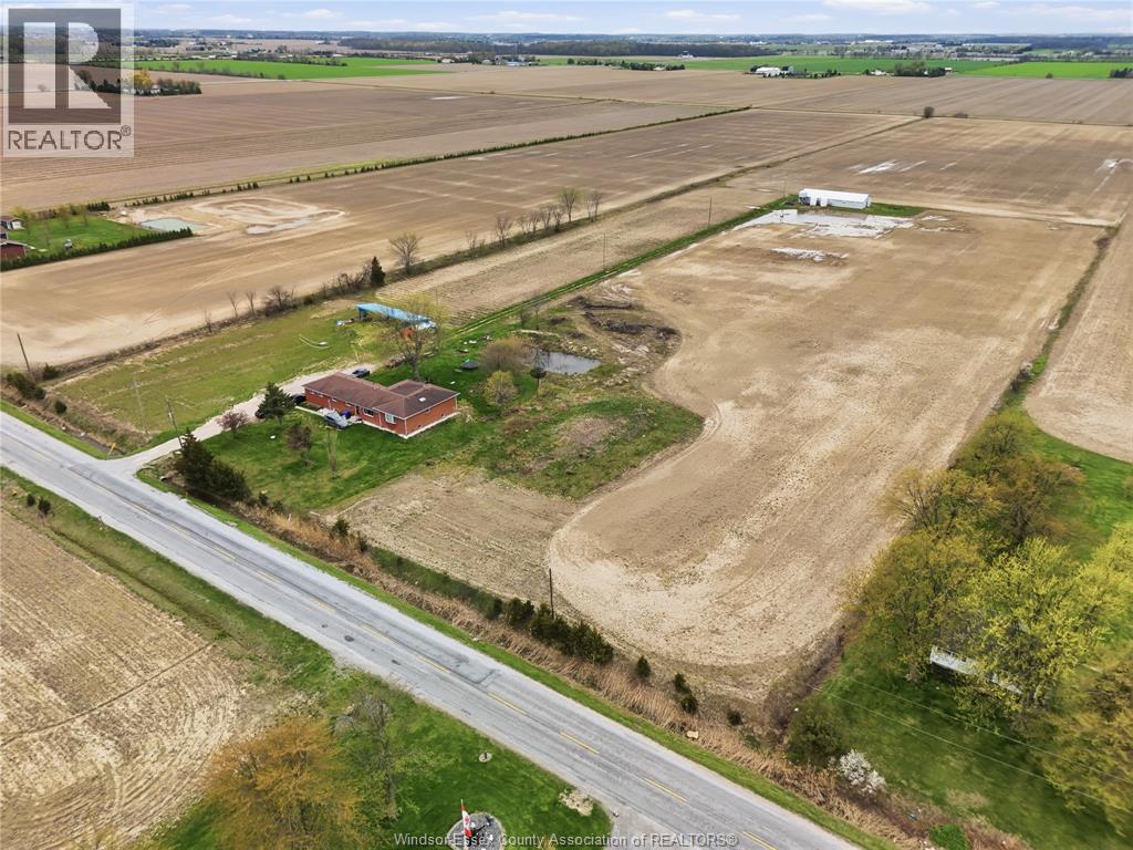 1007 Lakeshore Rd 105, Maidstone, Ontario  N0R 1K0 - Photo 3 - 26009097