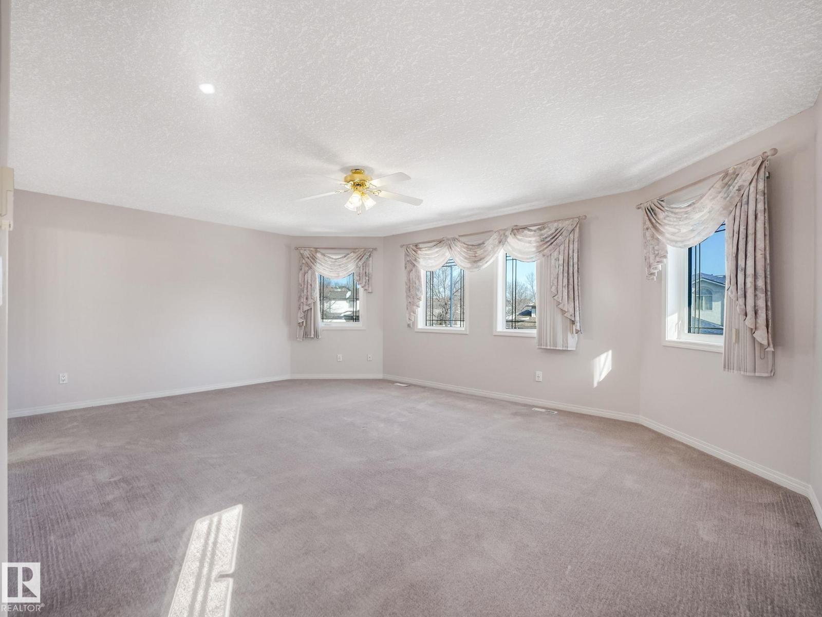 1054 Ormsby Cr Nw, Edmonton, Alberta  T5T 6J5 - Photo 20 - E4483778