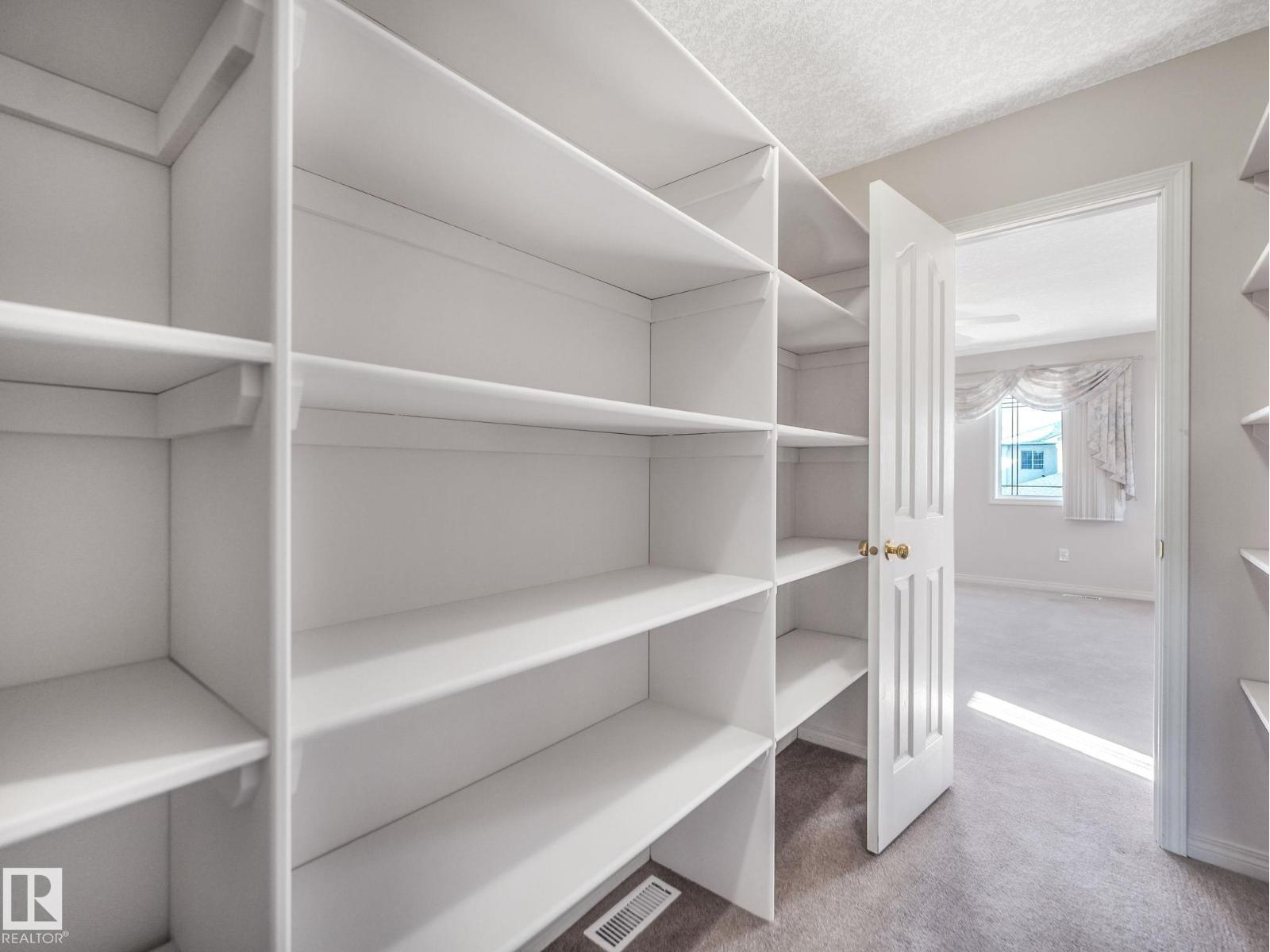 1054 Ormsby Cr Nw, Edmonton, Alberta  T5T 6J5 - Photo 29 - E4483778