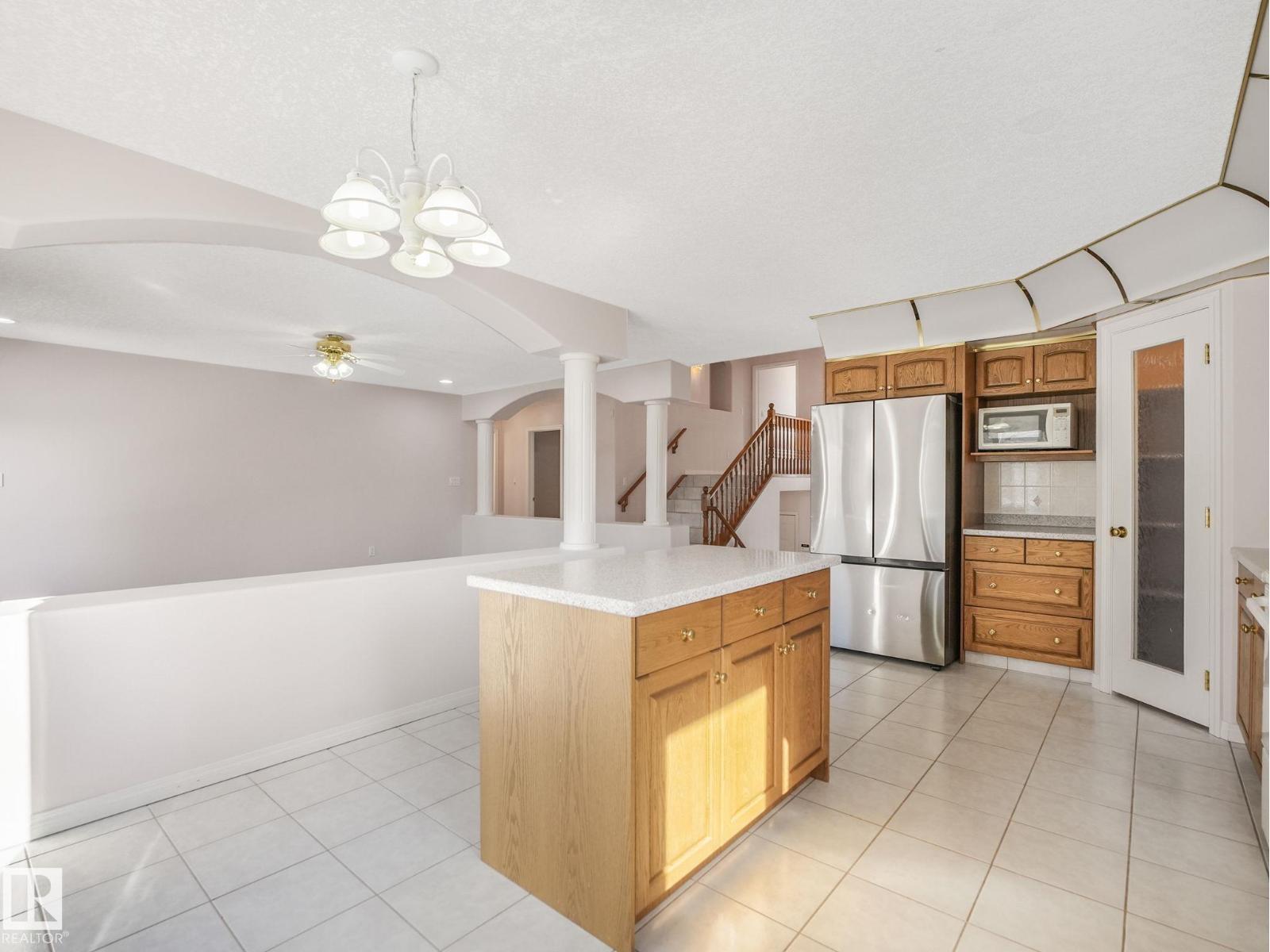 1054 Ormsby Cr Nw, Edmonton, Alberta  T5T 6J5 - Photo 16 - E4483778