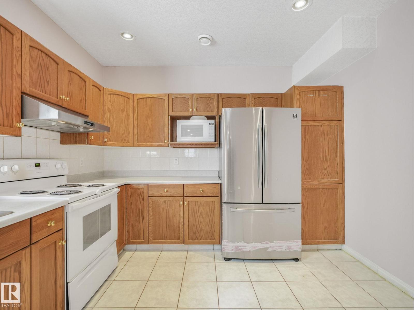 1054 Ormsby Cr Nw, Edmonton, Alberta  T5T 6J5 - Photo 39 - E4483778