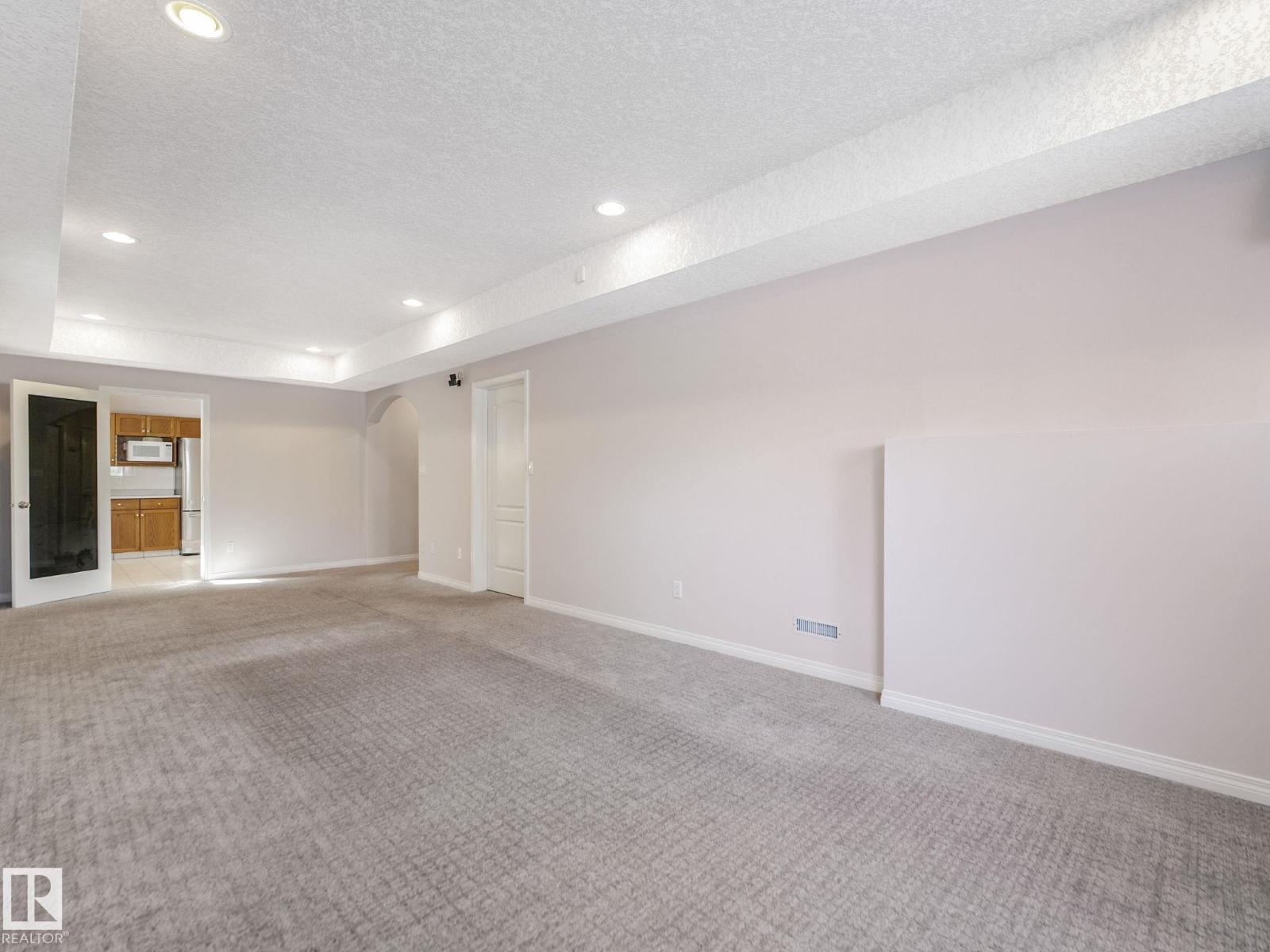 1054 Ormsby Cr Nw, Edmonton, Alberta  T5T 6J5 - Photo 37 - E4483778