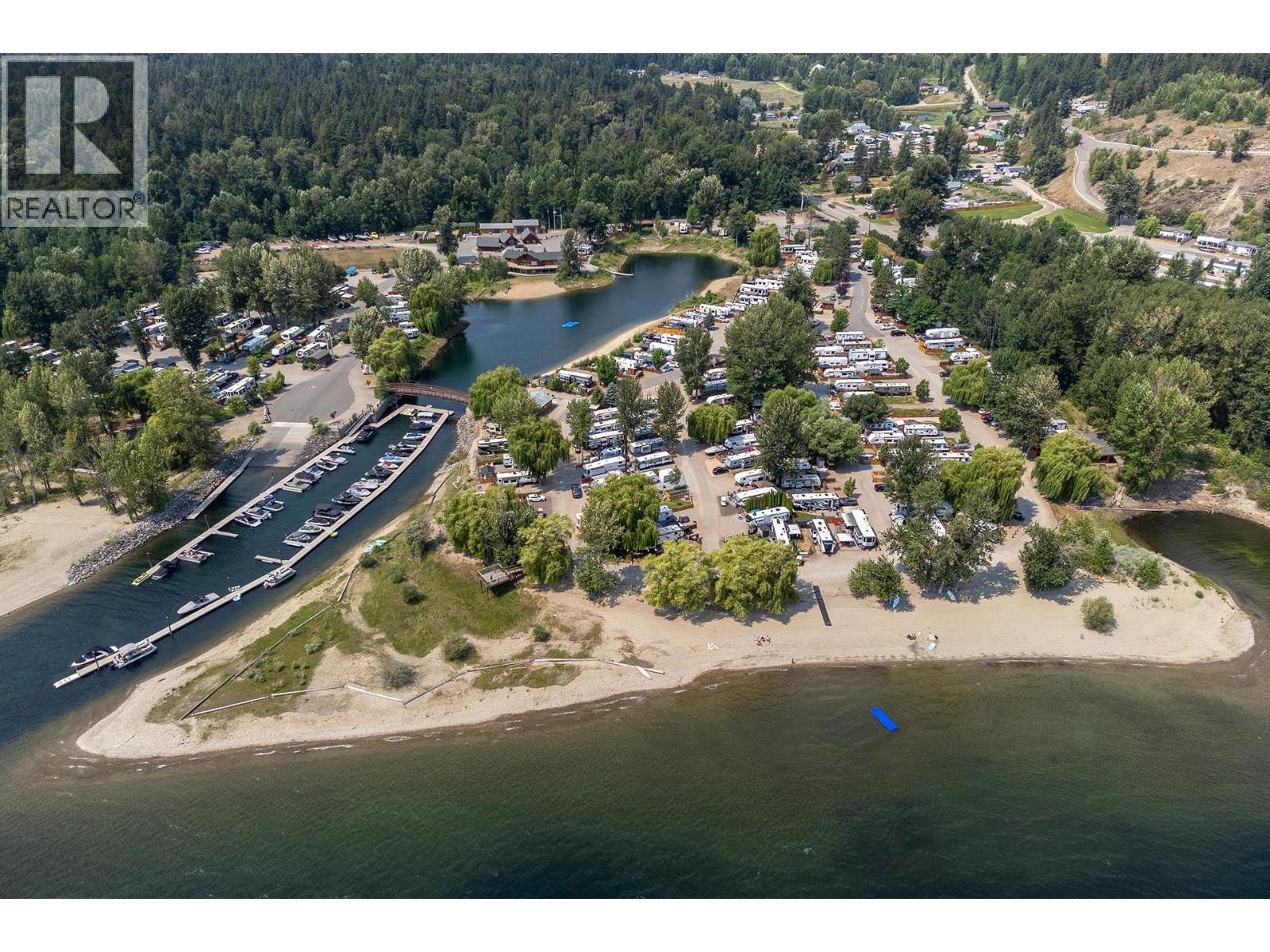 55 Cottonwood Drive N, Lee Creek, British Columbia  V0E 1M4 - Photo 6 - 10384755