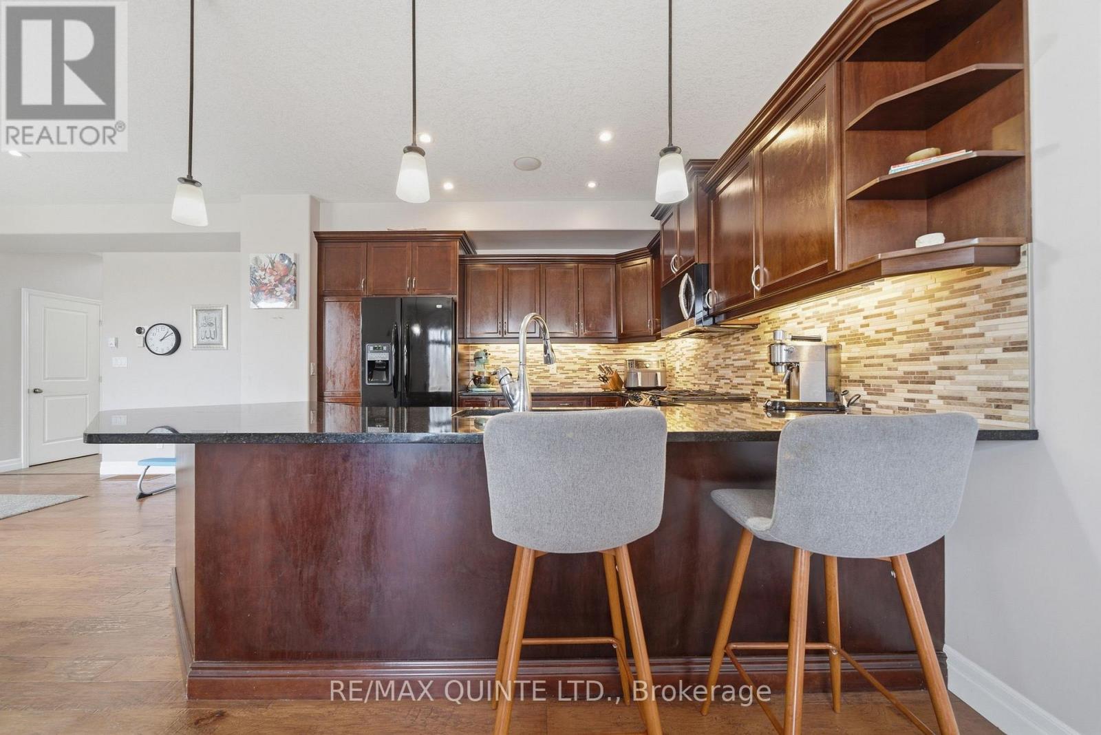 47 Hanover Court, Belleville, Ontario  K8N 0B1 - Photo 8 - X13040588