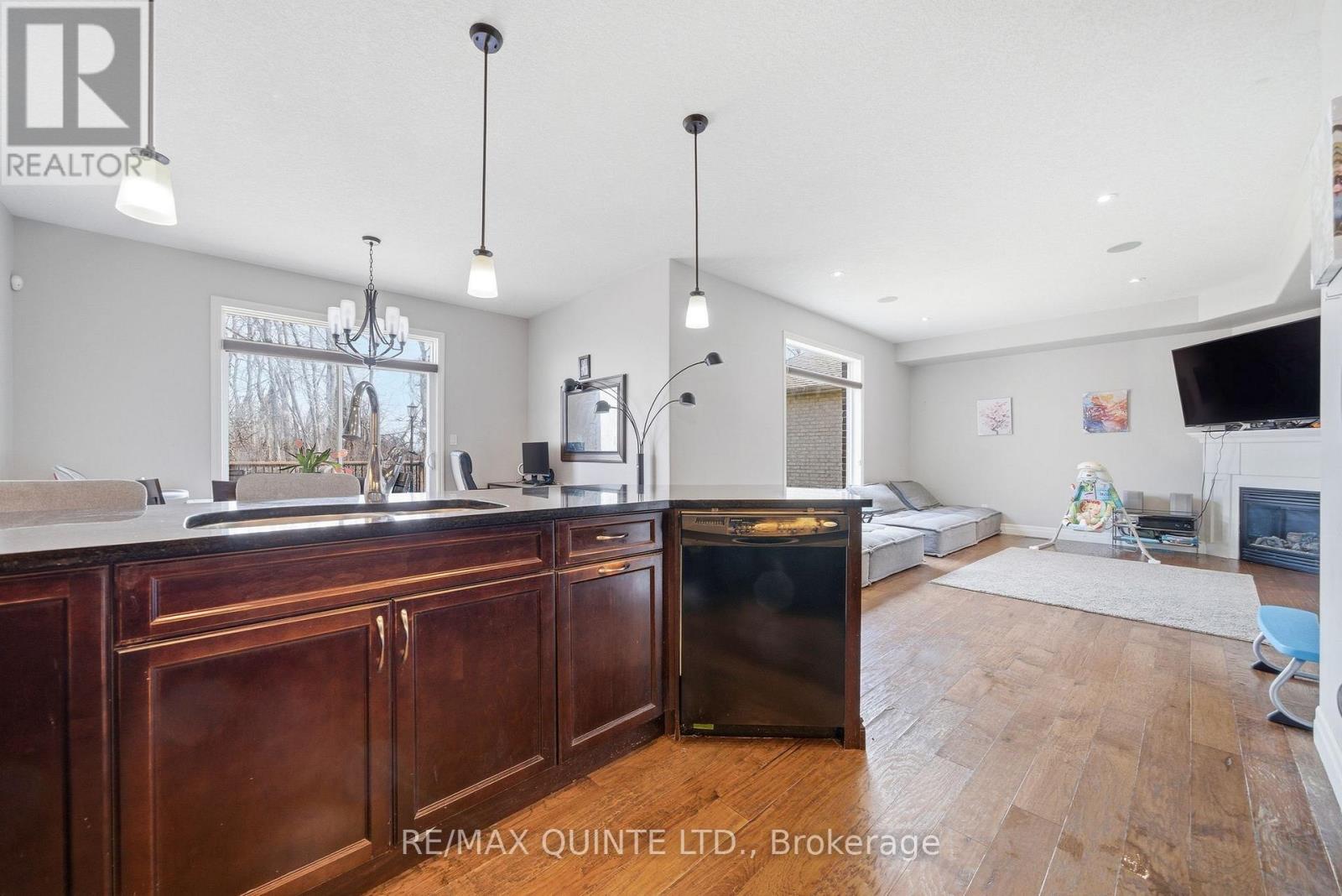 47 Hanover Court, Belleville, Ontario  K8N 0B1 - Photo 9 - X13040588