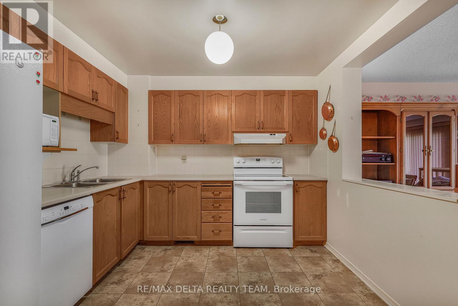 62 - 1937 Ashmont Street, Ottawa, Ontario  K1C 7B9 - Photo 5 - X13040492