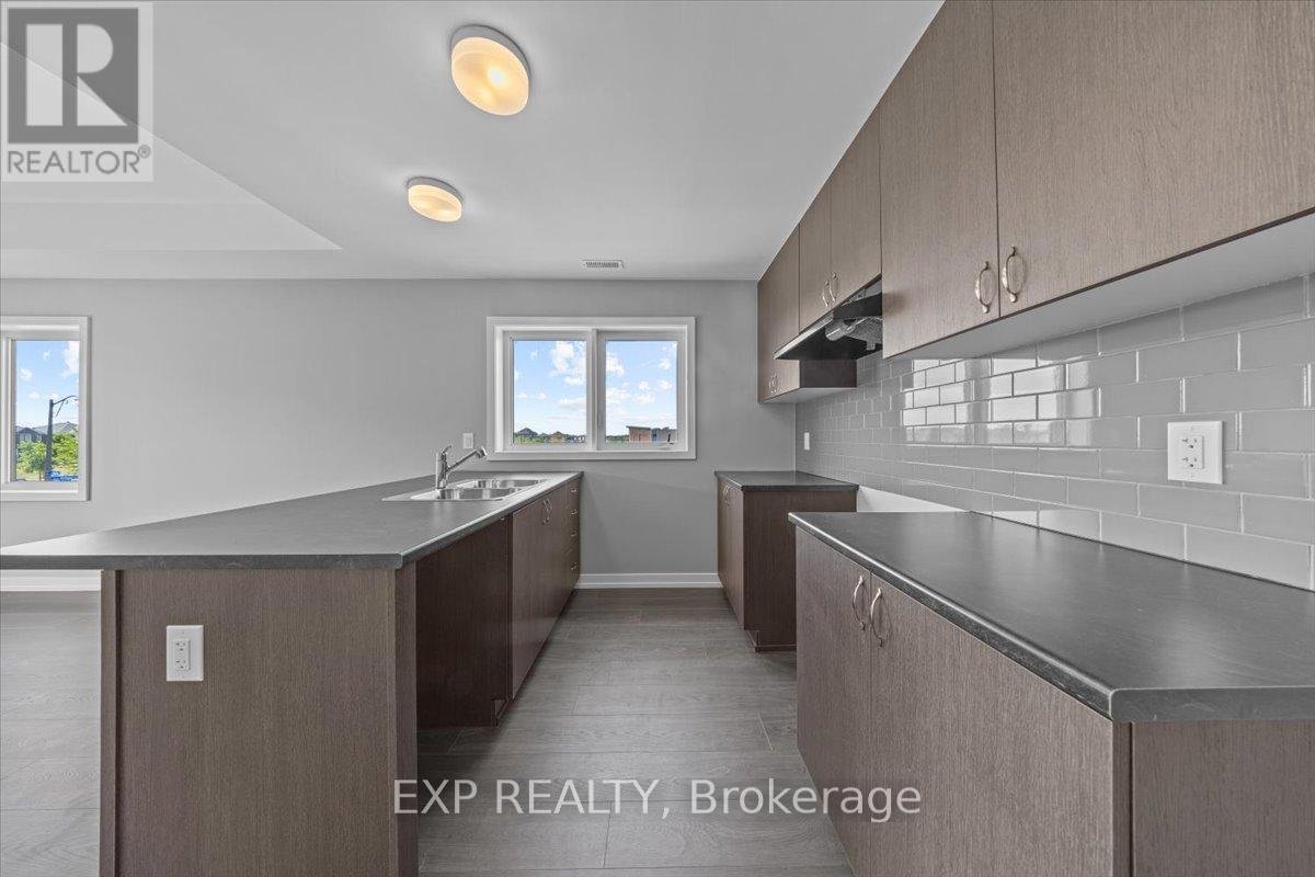 212 Tobiano Private, Ottawa, Ontario  K0A 2Z0 - Photo 8 - X13040586