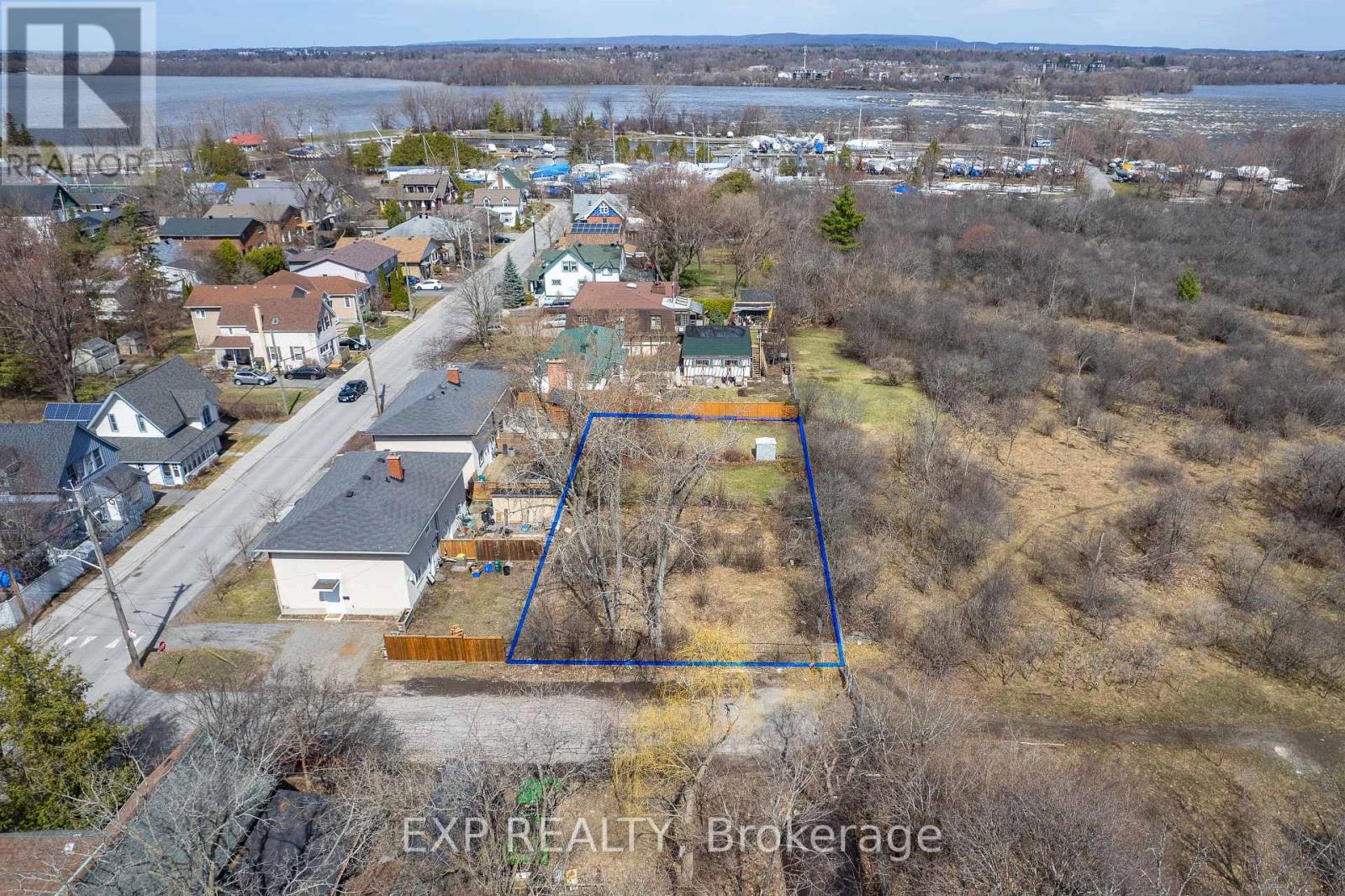 2725 Rowatt Street, Ottawa, Ontario  K2B 5W4 - Photo 9 - X13040624