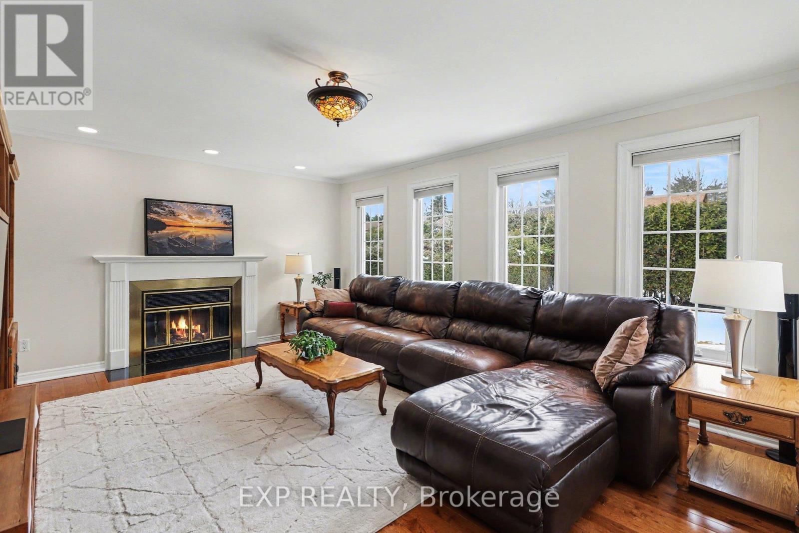 1528 Missyabit Drive, Ottawa, Ontario  K1E 2M6 - Photo 16 - X12920670