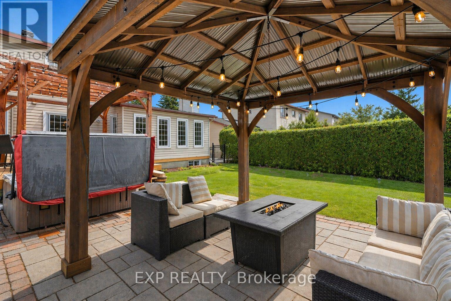 1528 Missyabit Drive, Ottawa, Ontario  K1E 2M6 - Photo 33 - X12920670