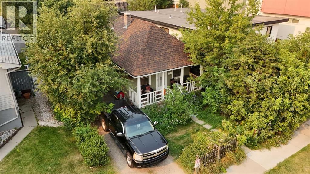 1816 27 Avenue SW, Calgary, Alberta