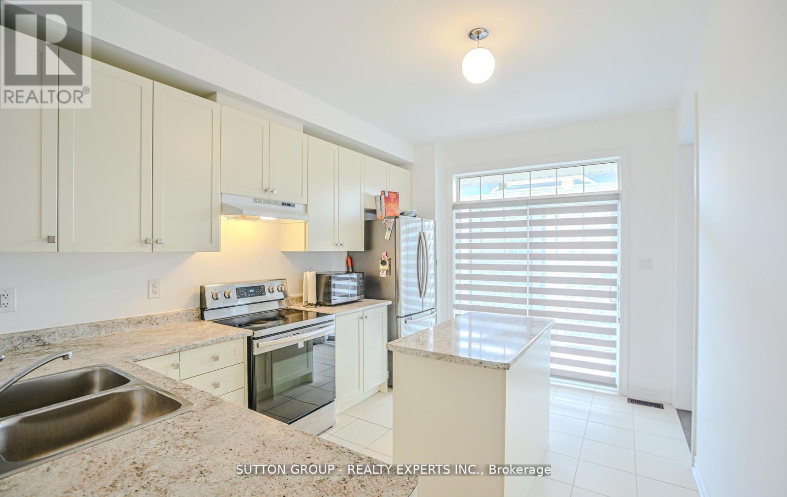 65 Fruitvale Circle, Brampton, Ontario  L0P 1N0 - Photo 15 - W12976550