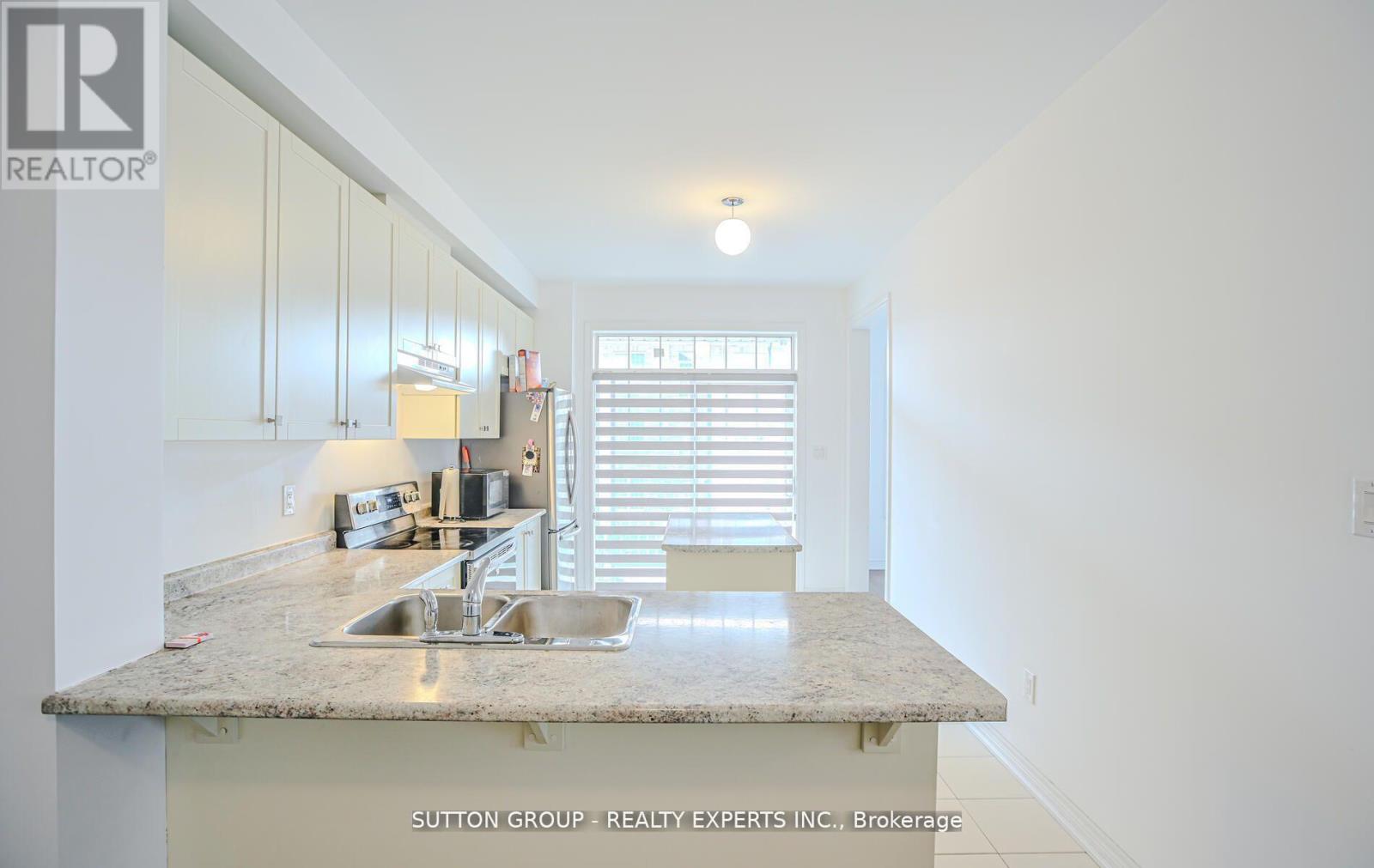 65 Fruitvale Circle, Brampton, Ontario  L0P 1N0 - Photo 19 - W12976550