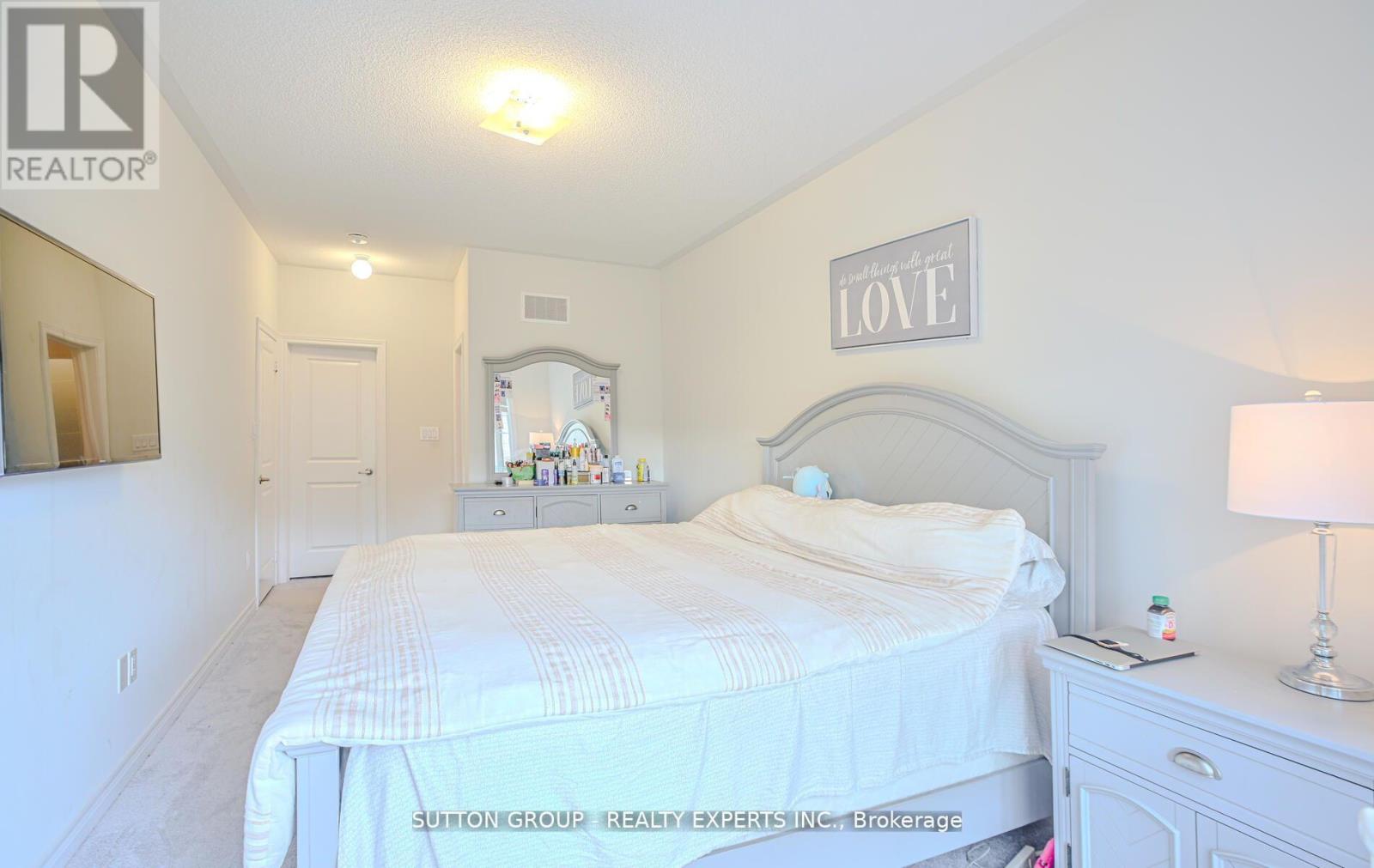 65 Fruitvale Circle, Brampton, Ontario  L0P 1N0 - Photo 28 - W12976550