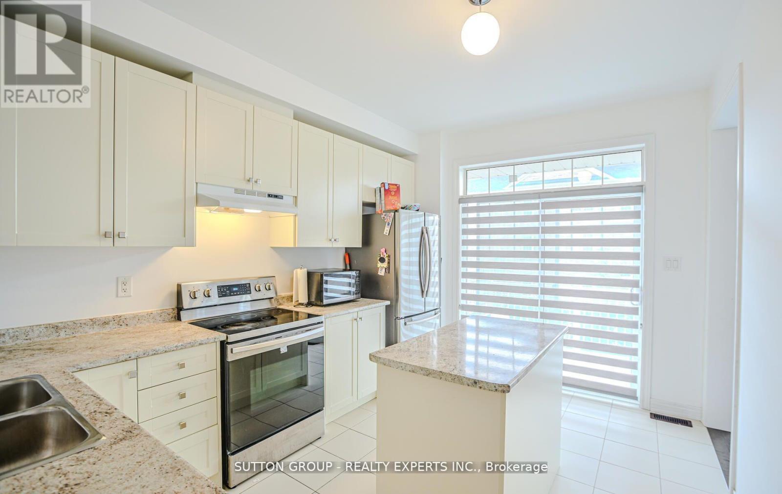 65 Fruitvale Circle, Brampton, Ontario  L0P 1N0 - Photo 16 - W12976550