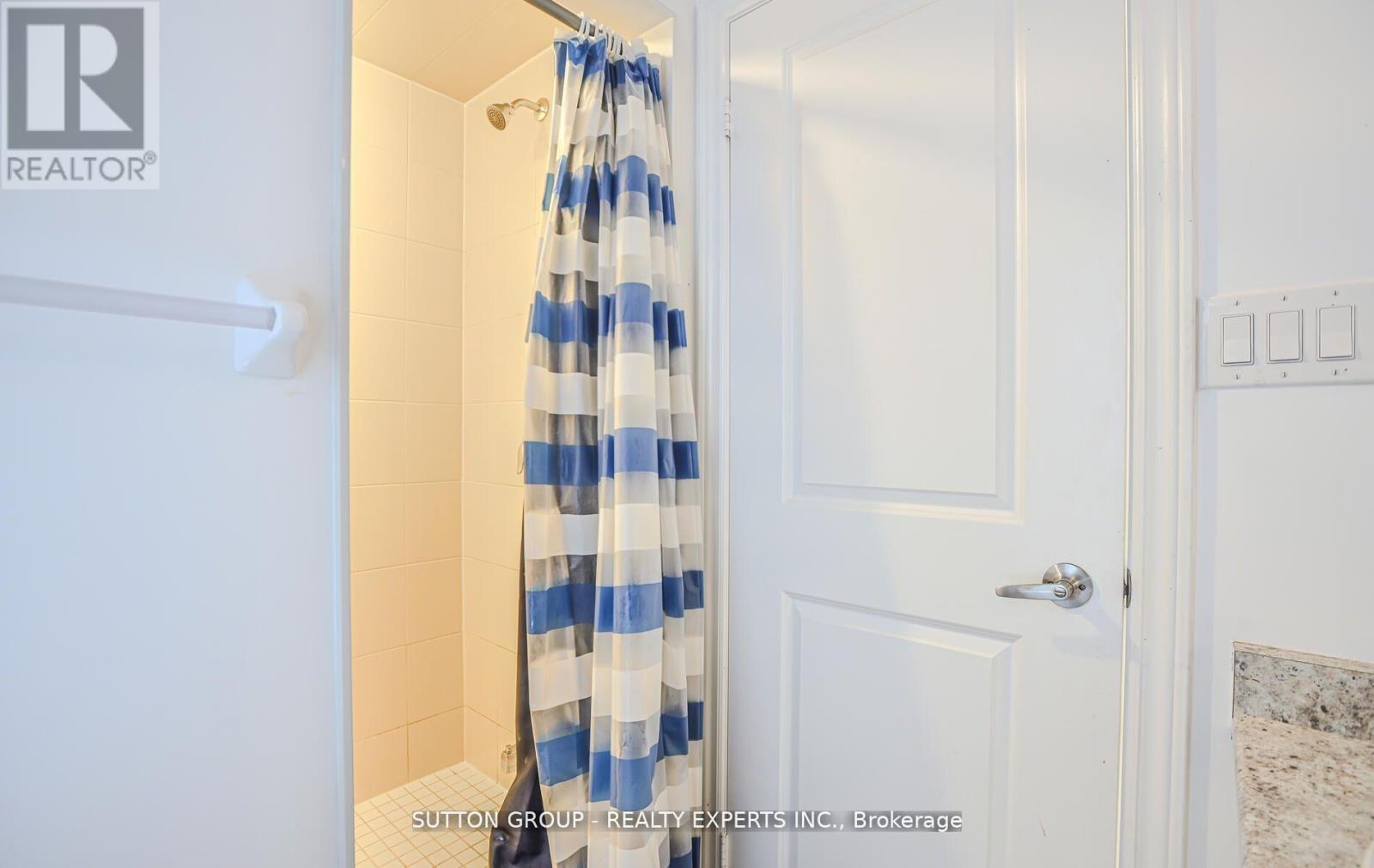 65 Fruitvale Circle, Brampton, Ontario  L0P 1N0 - Photo 33 - W12976550