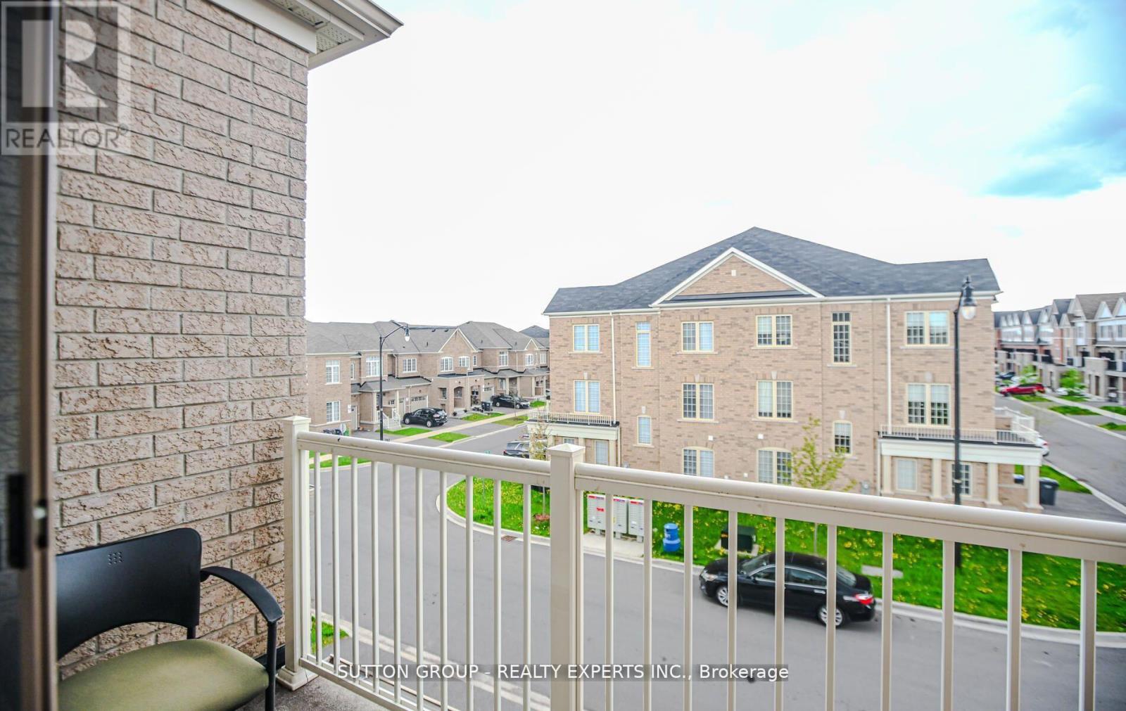 65 Fruitvale Circle, Brampton, Ontario  L0P 1N0 - Photo 39 - W12976550