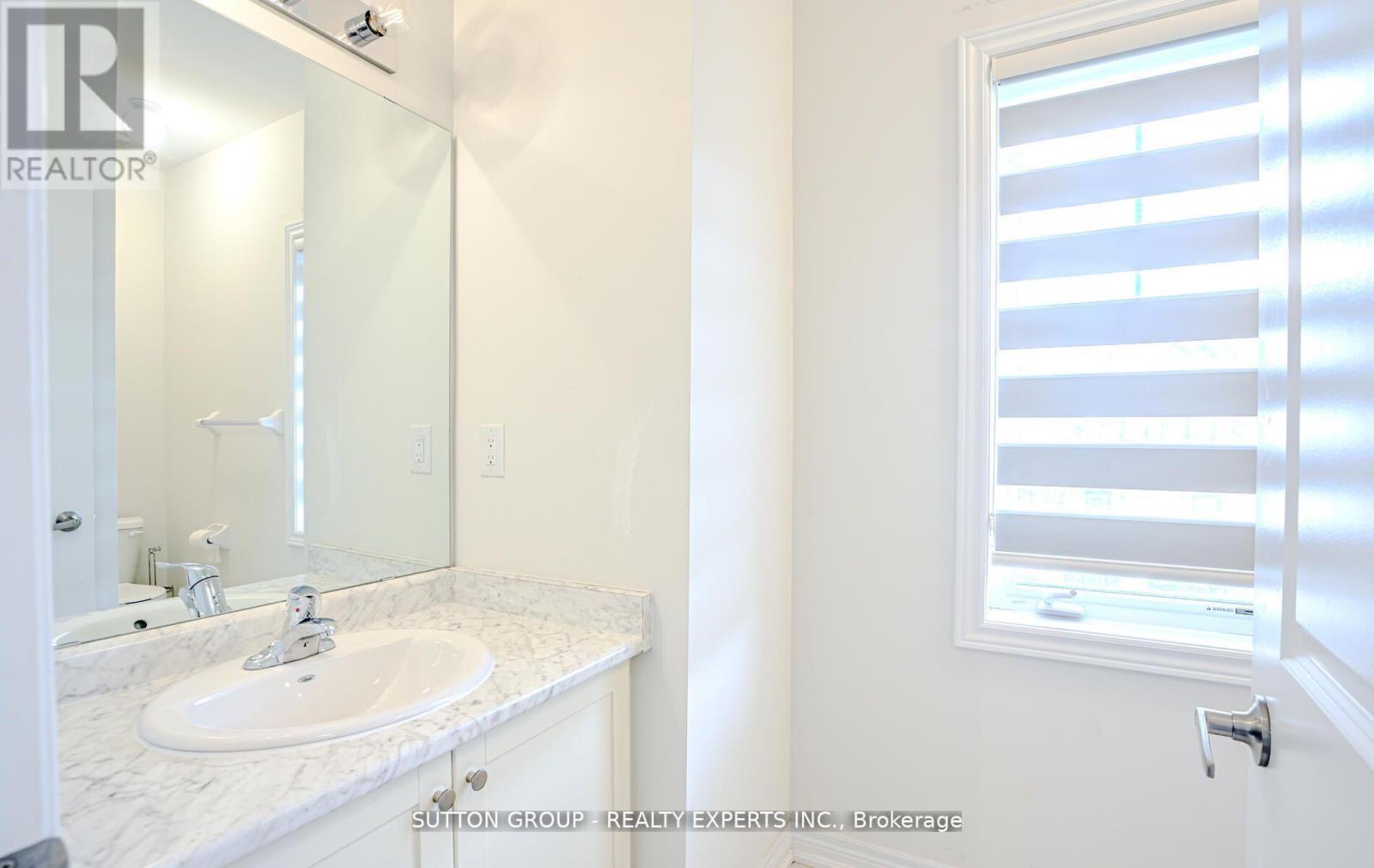 65 Fruitvale Circle, Brampton, Ontario  L0P 1N0 - Photo 27 - W12976550