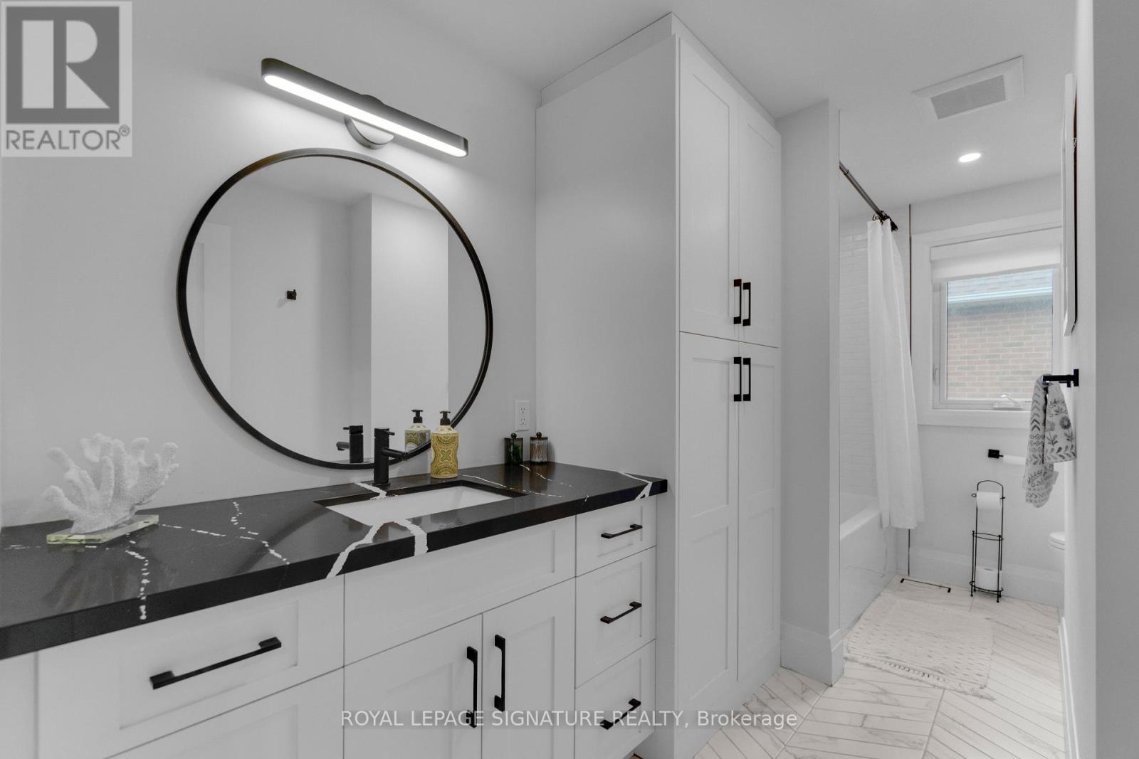 2324 Hilltop Lane, Oakville, Ontario  L6M 3M8 - Photo 23 - W13035778