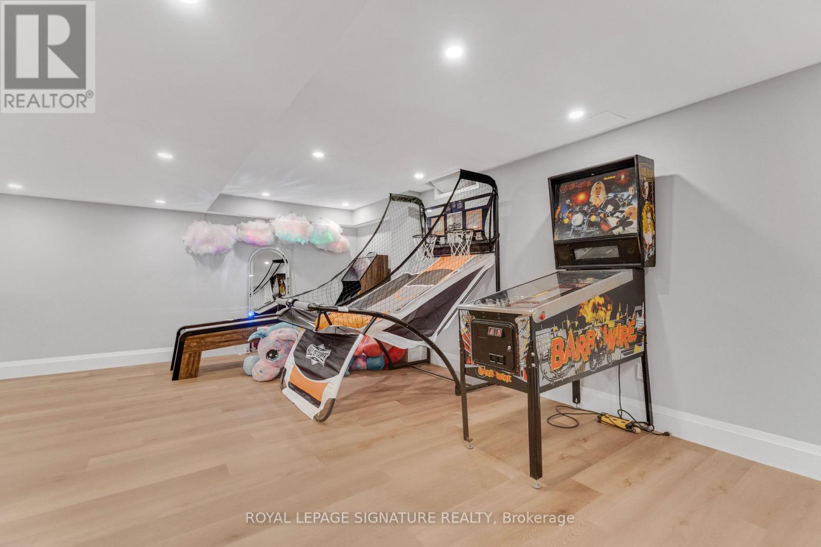 2324 Hilltop Lane, Oakville, Ontario  L6M 3M8 - Photo 35 - W13035778