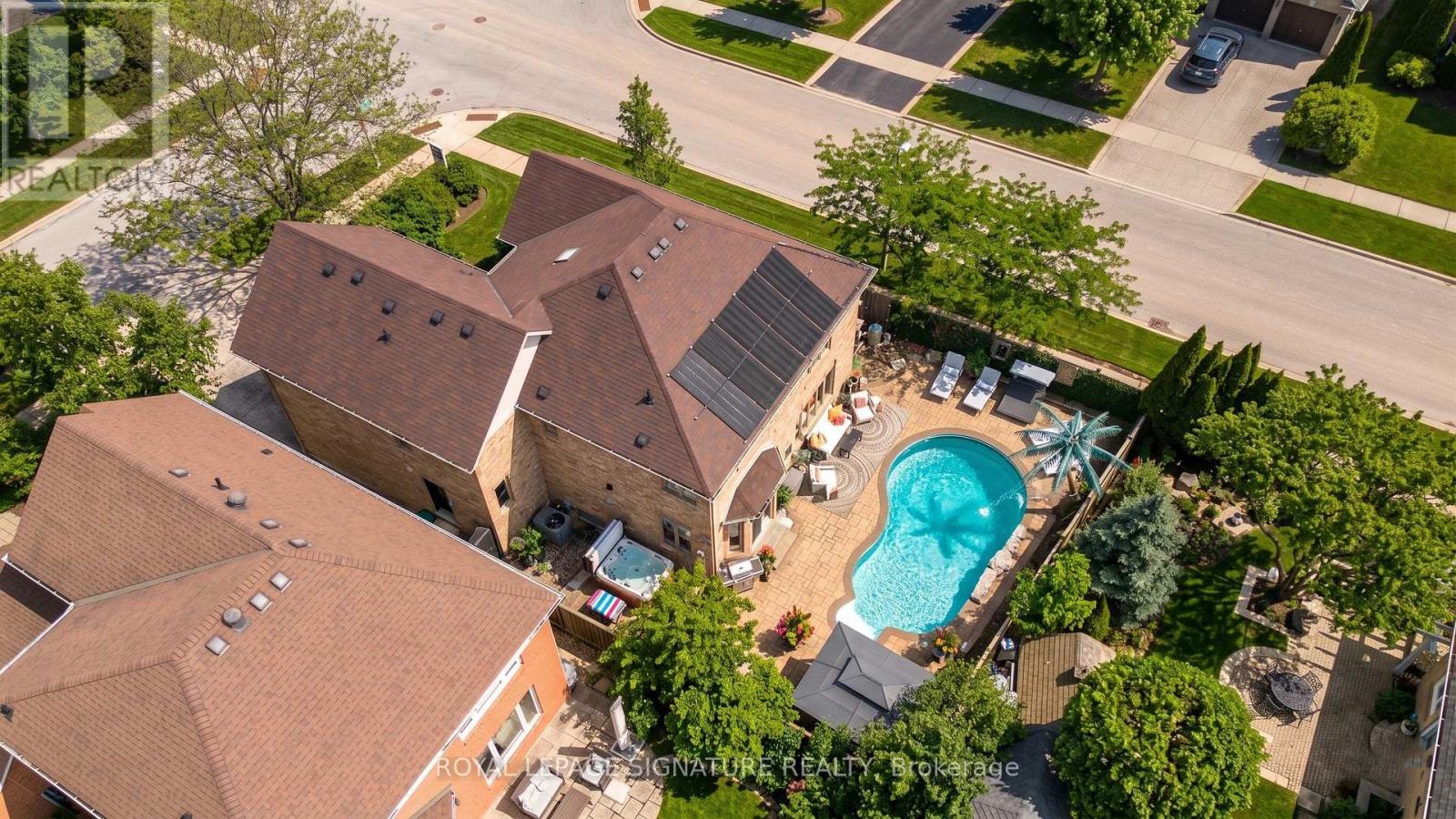 2324 Hilltop Lane, Oakville, Ontario  L6M 3M8 - Photo 47 - W13035778