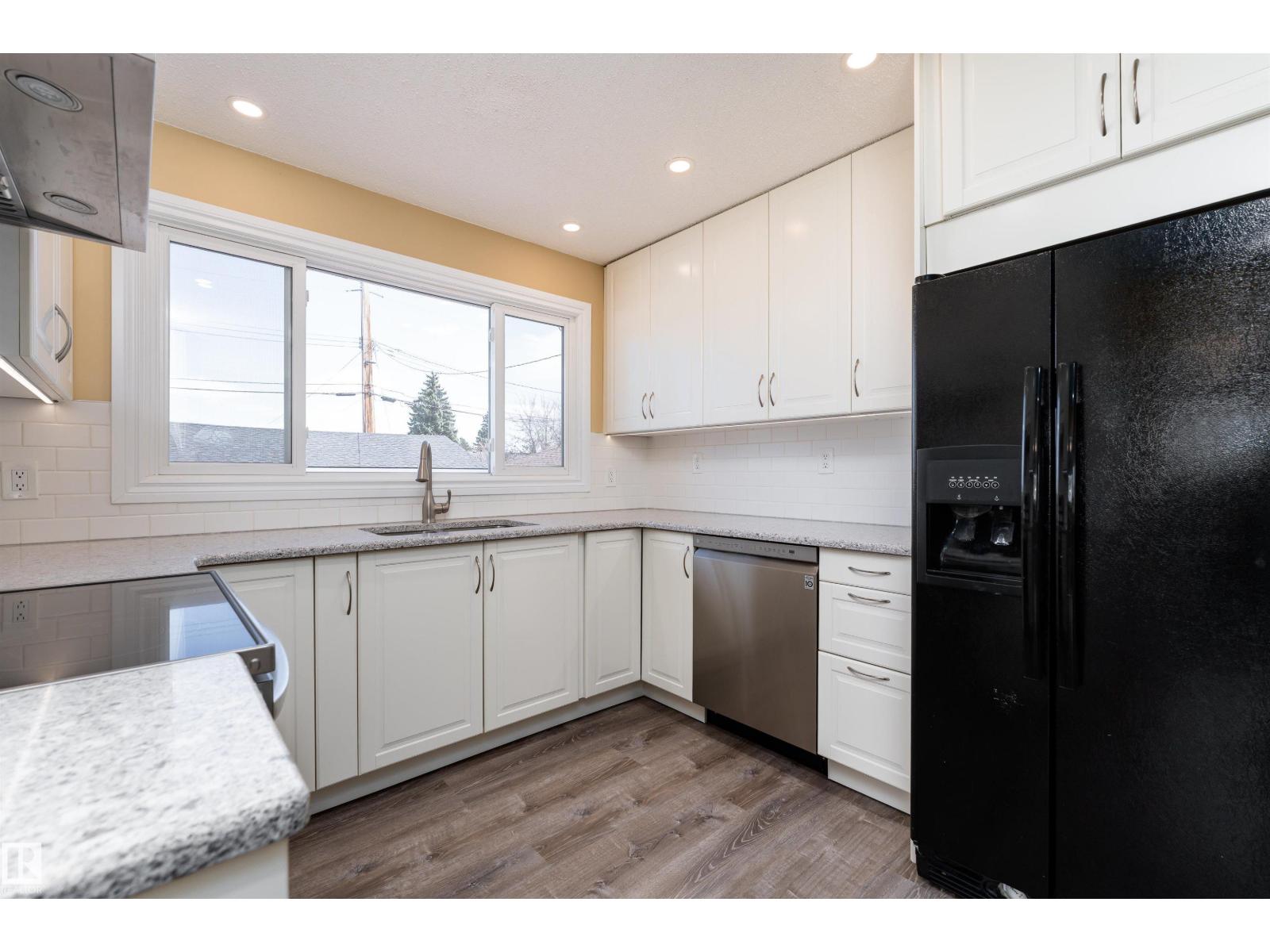 13331 64 St Nw Nw, Edmonton, Alberta  T5A 0Y6 - Photo 9 - E4483799