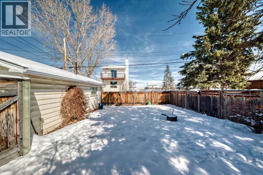 440 36 Avenue NW, Calgary, Alberta  T2K 0C3 - Photo 31 - A2299648
