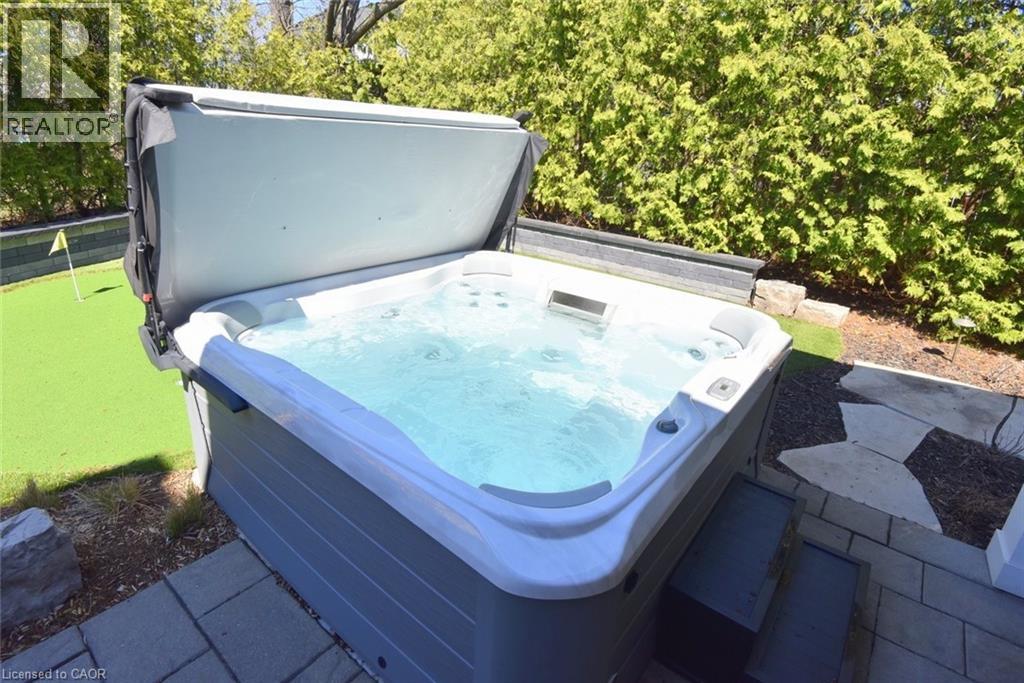 291 Carla Court, Burlington, Ontario  L7L 1P4 - Photo 44 - 40819719