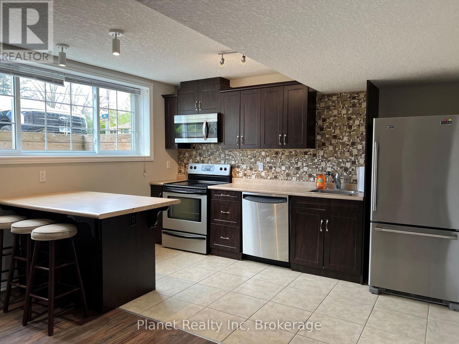 32 Floral Drive, Guelph, Ontario  N1G 1R1 - Photo 5 - X13040516