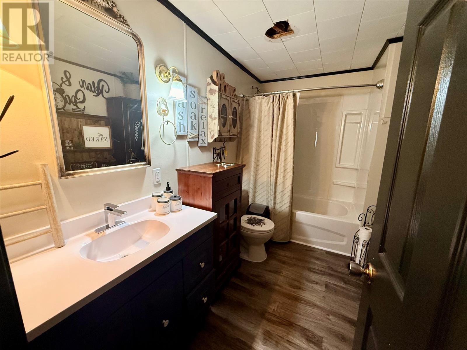 15 Robertson Avenue, Botwood, Newfoundland & Labrador  A0H 1E0 - Photo 36 - 1296543