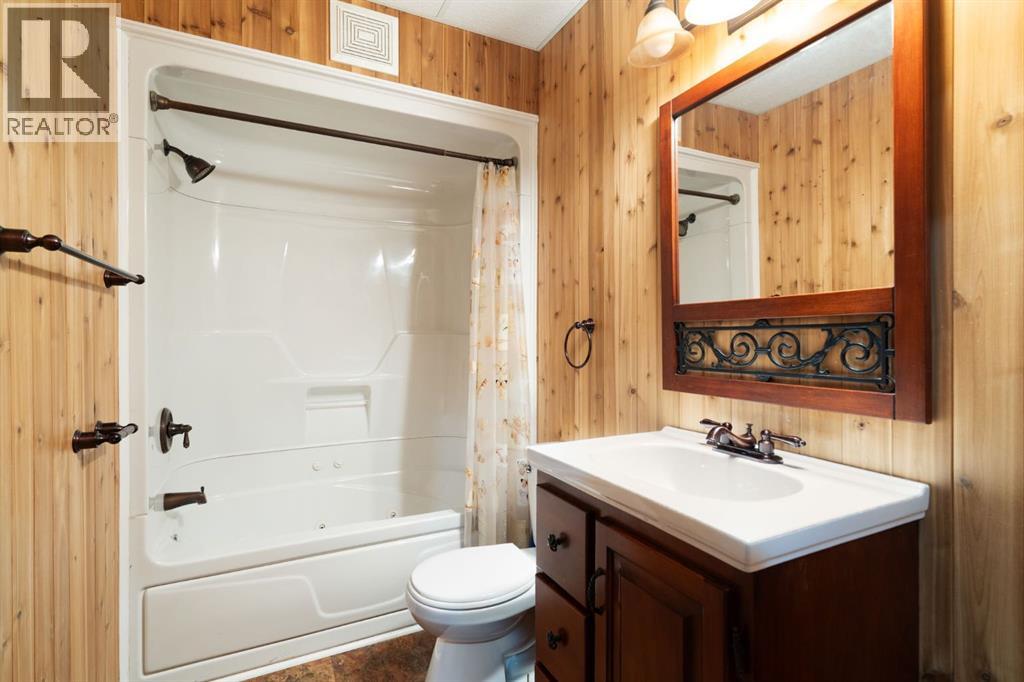 95 Coventry Road Ne, Calgary, Alberta  T3K 5K4 - Photo 36 - A2304017