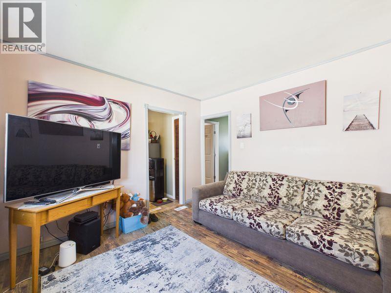 216 3rd Avenue S, Cranbrook, British Columbia  V1C 2B7 - Photo 10 - 10383669