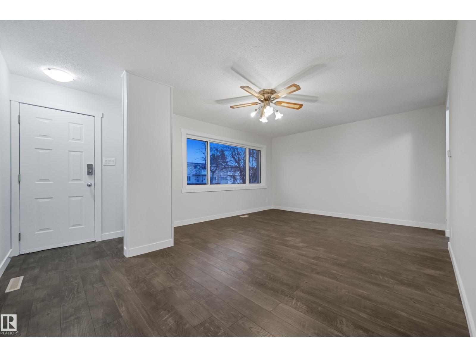 13228 83 St Nw Nw, Edmonton, Alberta  T5E 2W7 - Photo 3 - E4483999