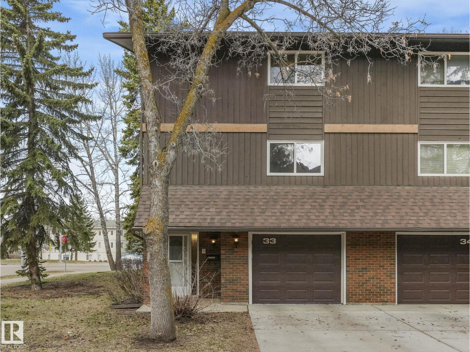 33 Glaewyn, St. Albert, Alberta  T8N 2S5 - Photo 1 - E4484000