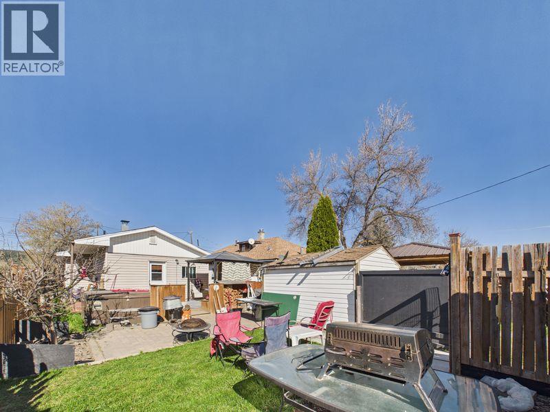 216 3rd Avenue S, Cranbrook, British Columbia  V1C 2B7 - Photo 27 - 10383669