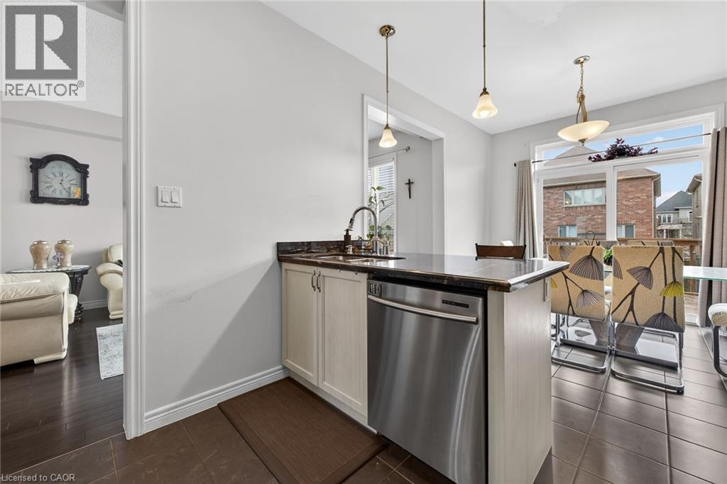 44 Matteo Trail, Hamilton, Ontario  L9B 0E6 - Photo 19 - 40821323