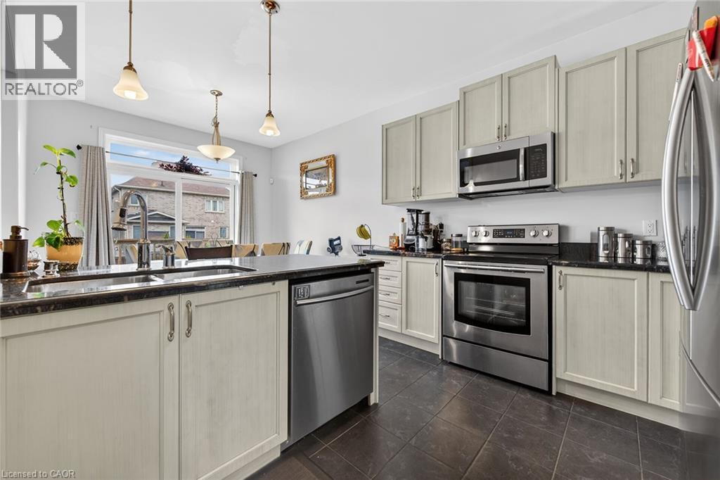 44 Matteo Trail, Hamilton, Ontario  L9B 0E6 - Photo 17 - 40821323