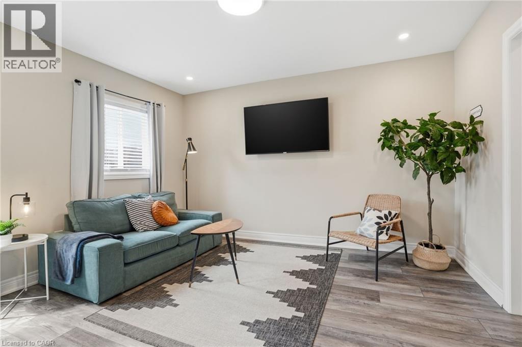 390 Hunter Street W, Hamilton, Ontario  L8P 1S9 - Photo 10 - 40823035