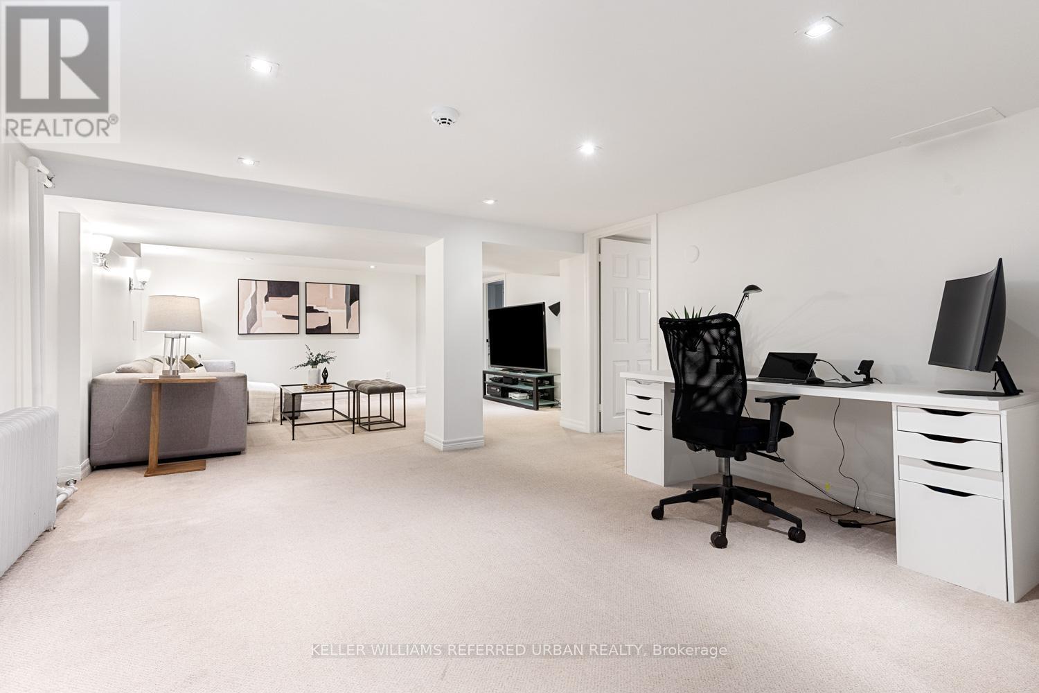 5 Lawrence Crescent, Toronto, Ontario  M4N 1M9 - Photo 32 - C13040522