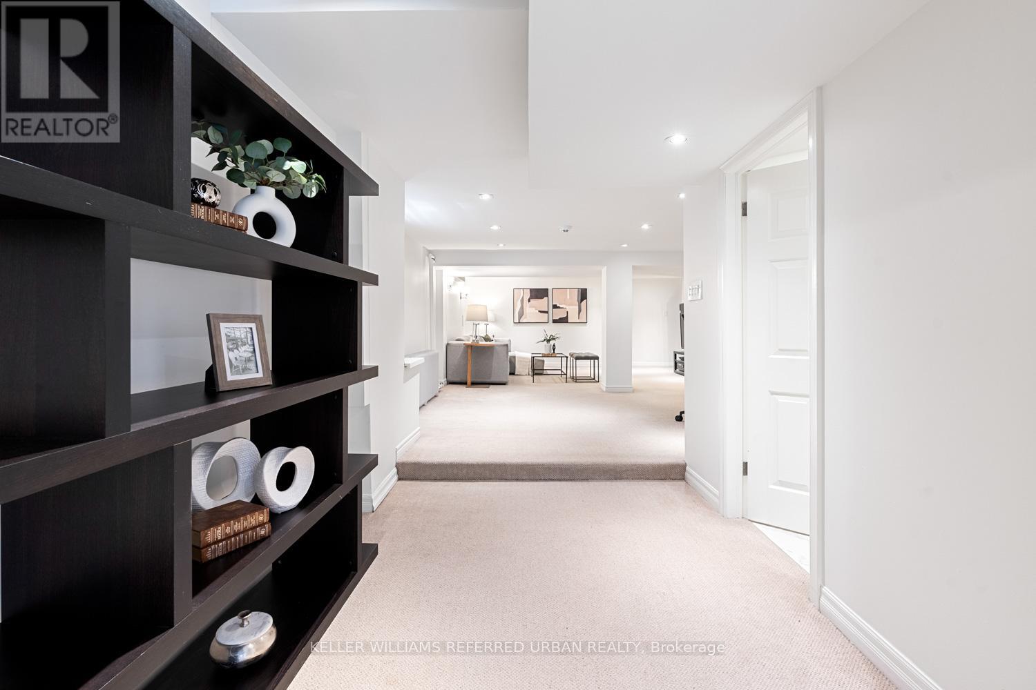 5 Lawrence Crescent, Toronto, Ontario  M4N 1M9 - Photo 35 - C13040522