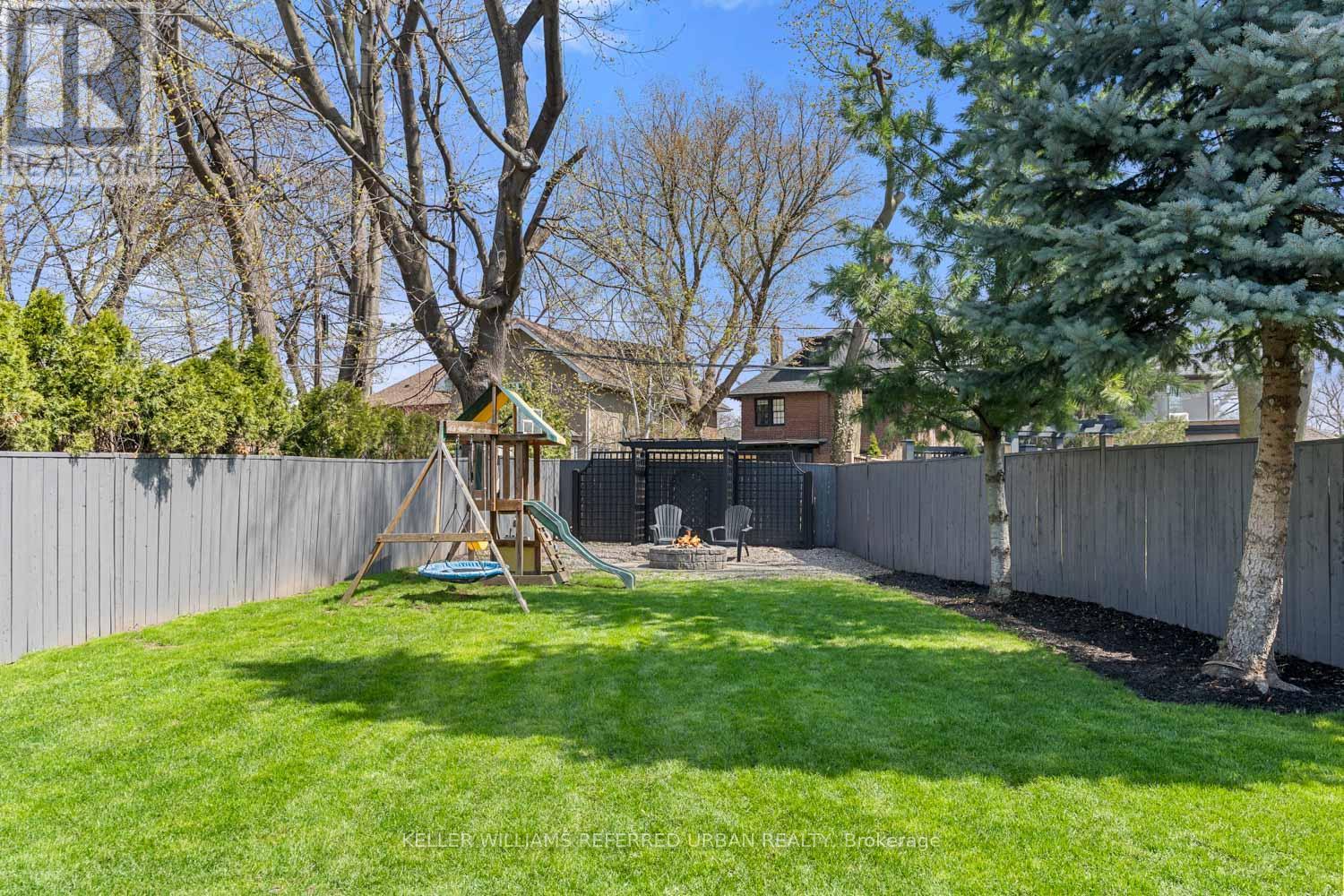 5 Lawrence Crescent, Toronto, Ontario  M4N 1M9 - Photo 42 - C13040522