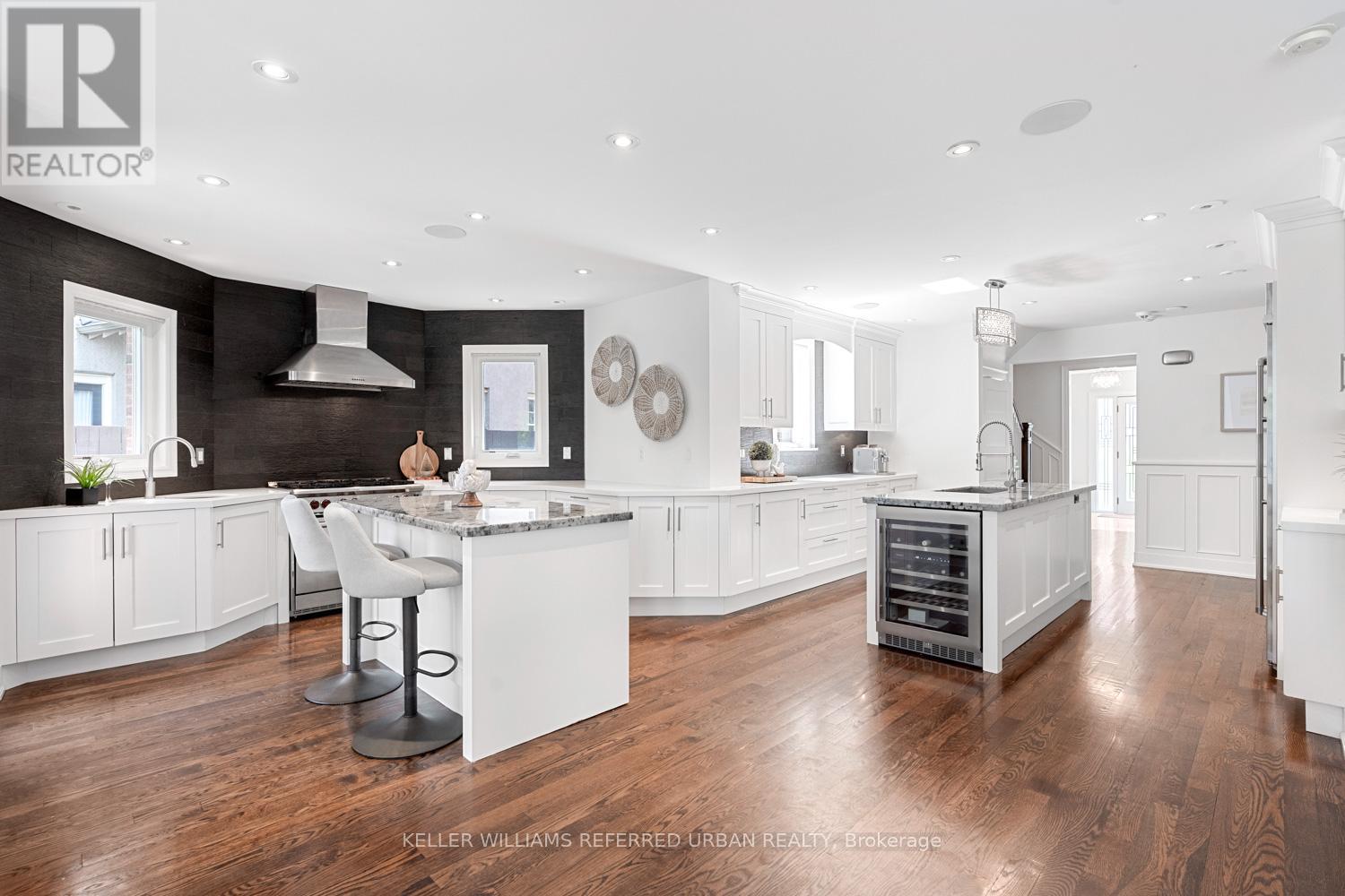 5 Lawrence Crescent, Toronto, Ontario  M4N 1M9 - Photo 5 - C13040522