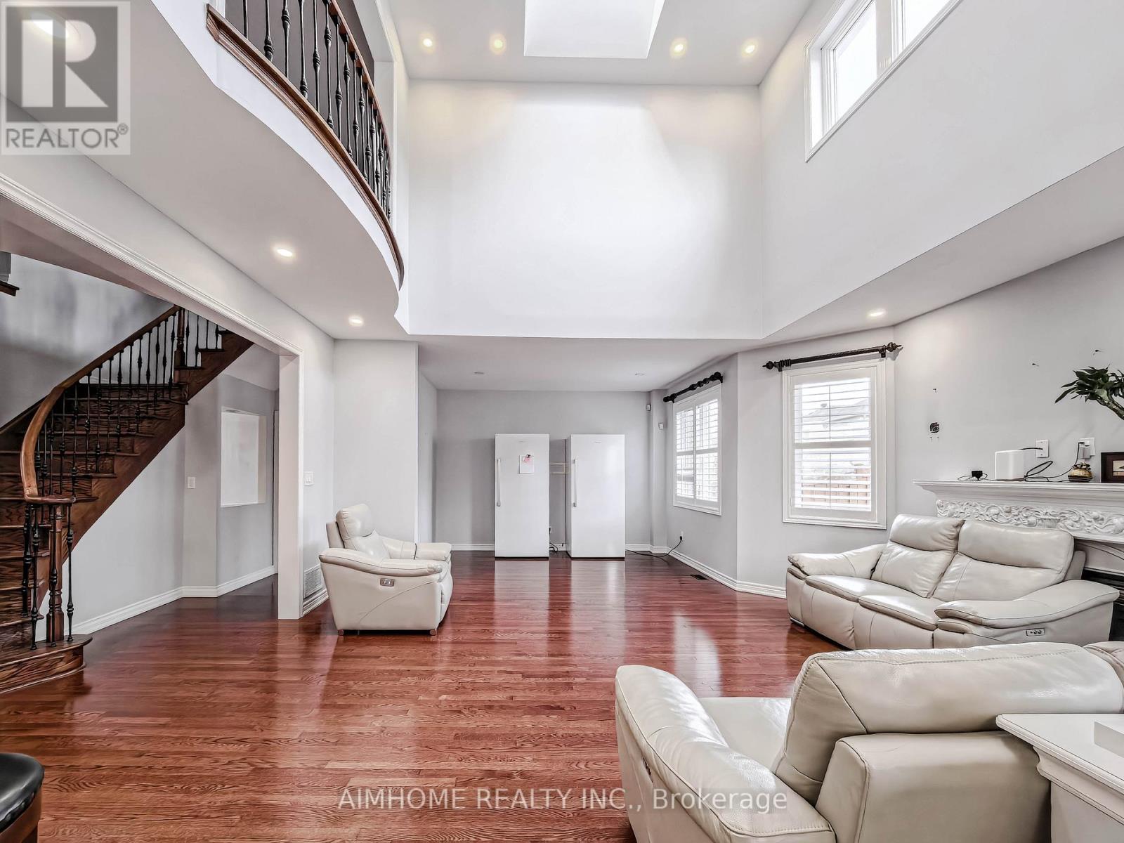 16 Chasser Drive, Markham, Ontario  L6E 1K4 - Photo 12 - N13040518