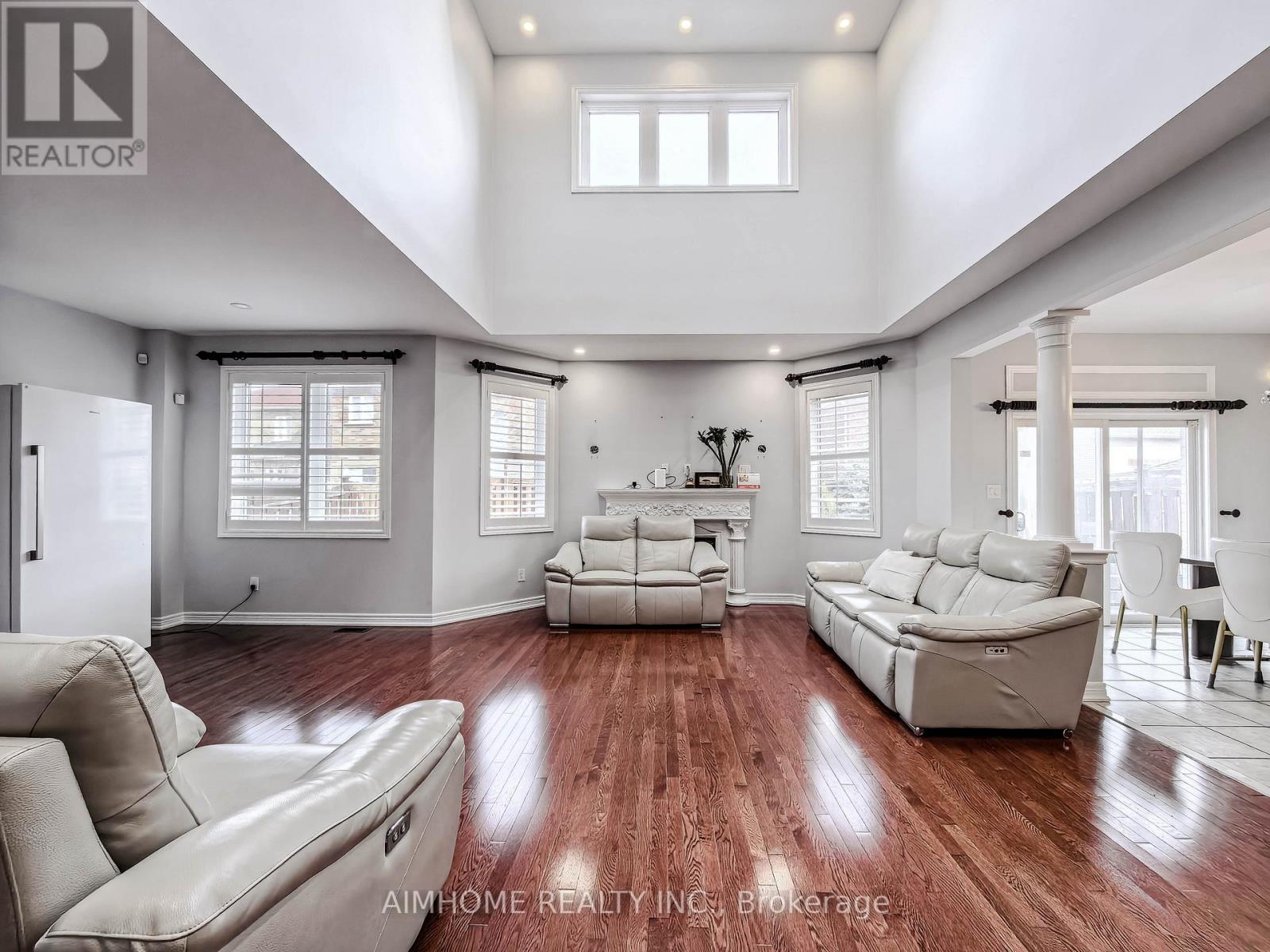 16 Chasser Drive, Markham, Ontario  L6E 1K4 - Photo 14 - N13040518