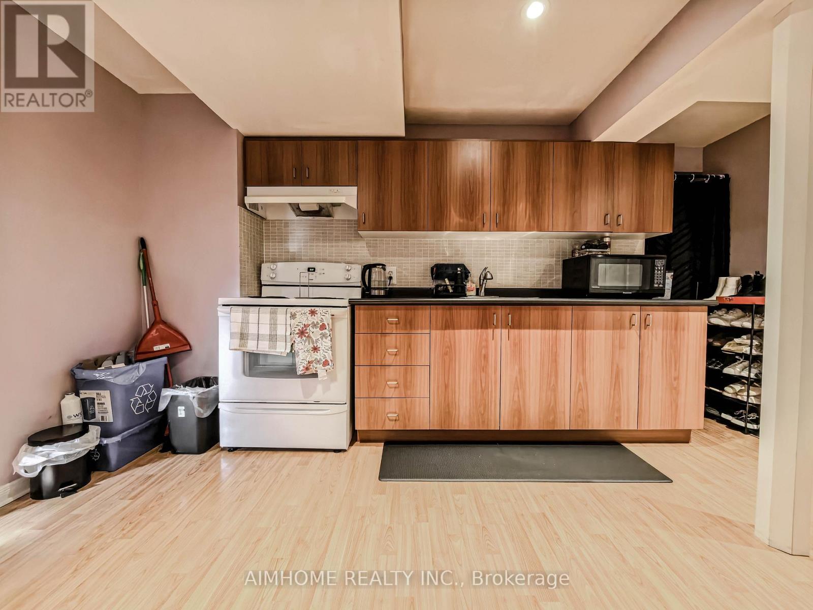 16 Chasser Drive, Markham, Ontario  L6E 1K4 - Photo 38 - N13040518