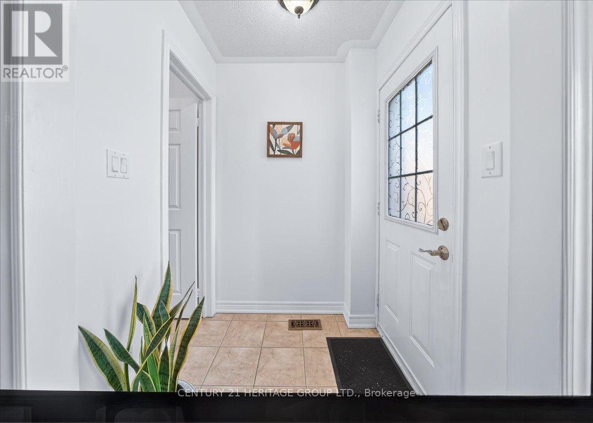 31 Kalvinster Drive, Markham, Ontario  L6B 0A7 - Photo 19 - N13040580