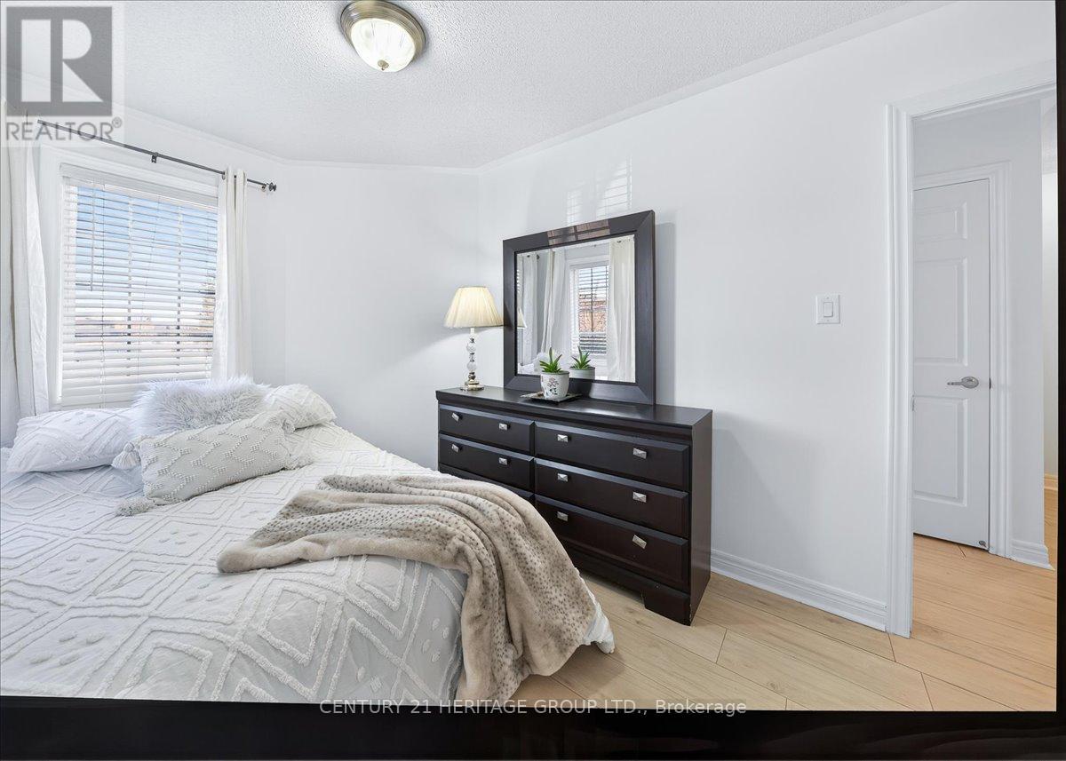 31 Kalvinster Drive, Markham, Ontario  L6B 0A7 - Photo 34 - N13040580