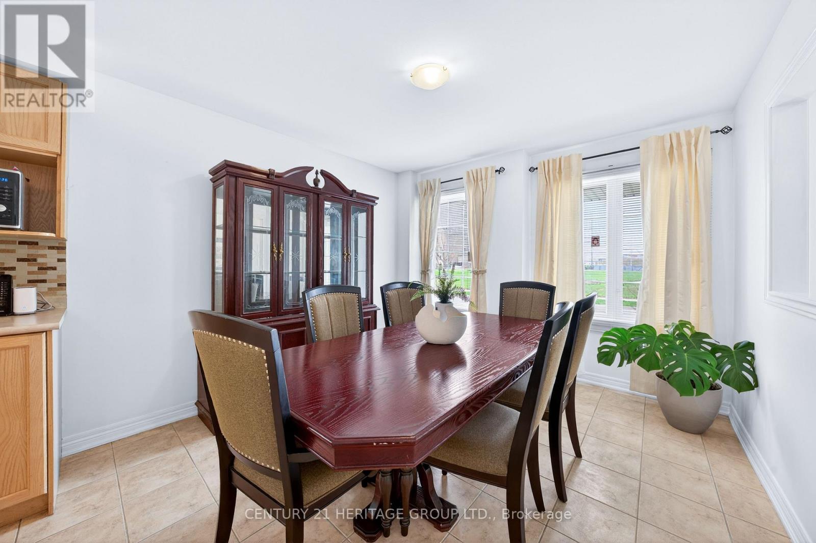 31 Kalvinster Drive, Markham, Ontario  L6B 0A7 - Photo 8 - N13040580